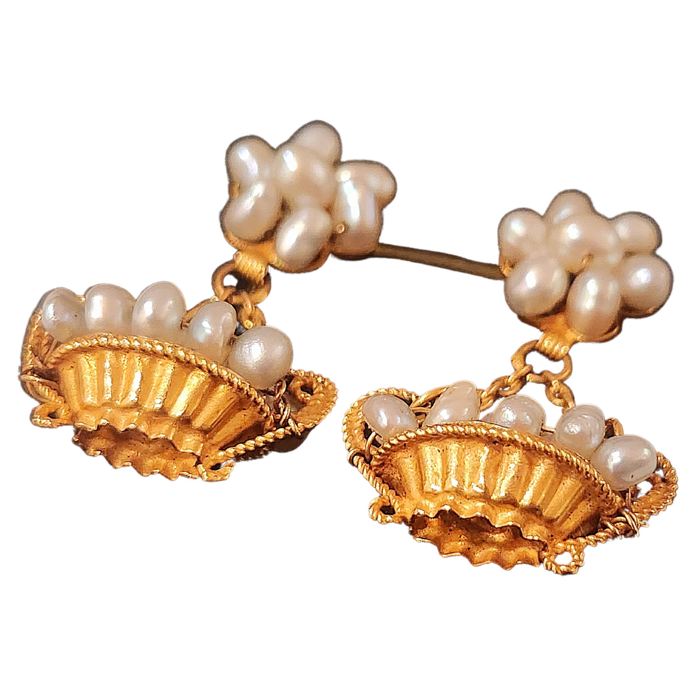 Vintage Pearl Gold Dangling Earrings For Sale 1