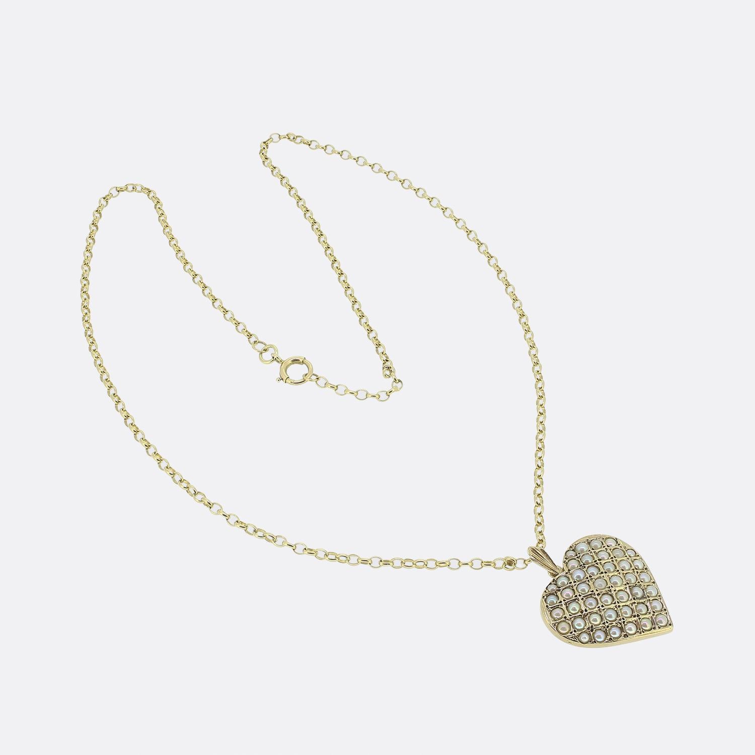 Collier vintage avec pendentif en forme de cœur en perle Bon état - En vente à London, GB