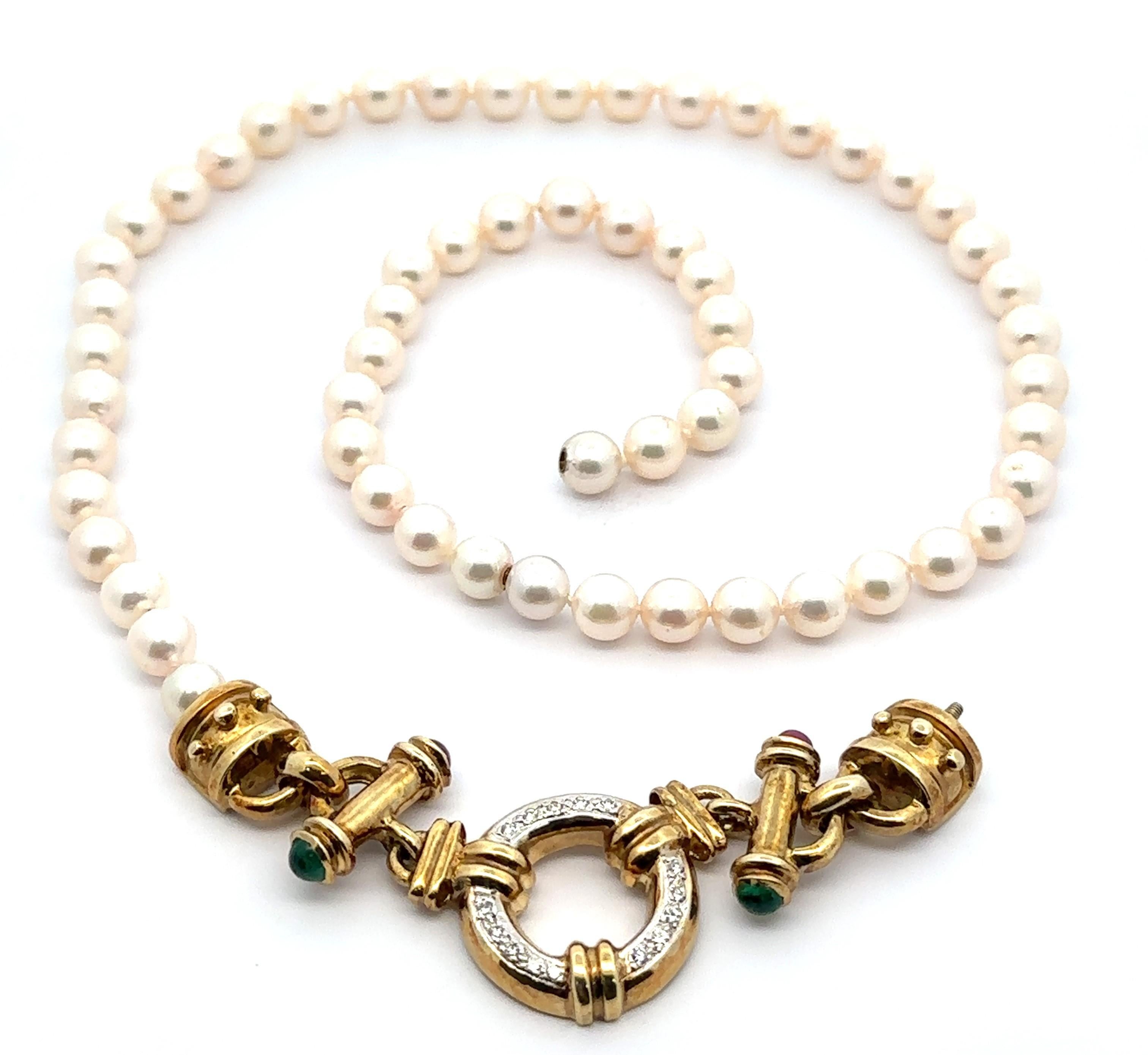 Vintage Pearl Multi Length Necklace w/ Diamond Ruby & Emerald 14k Gold Clasp In condizioni buone in vendita a Montclair, NJ