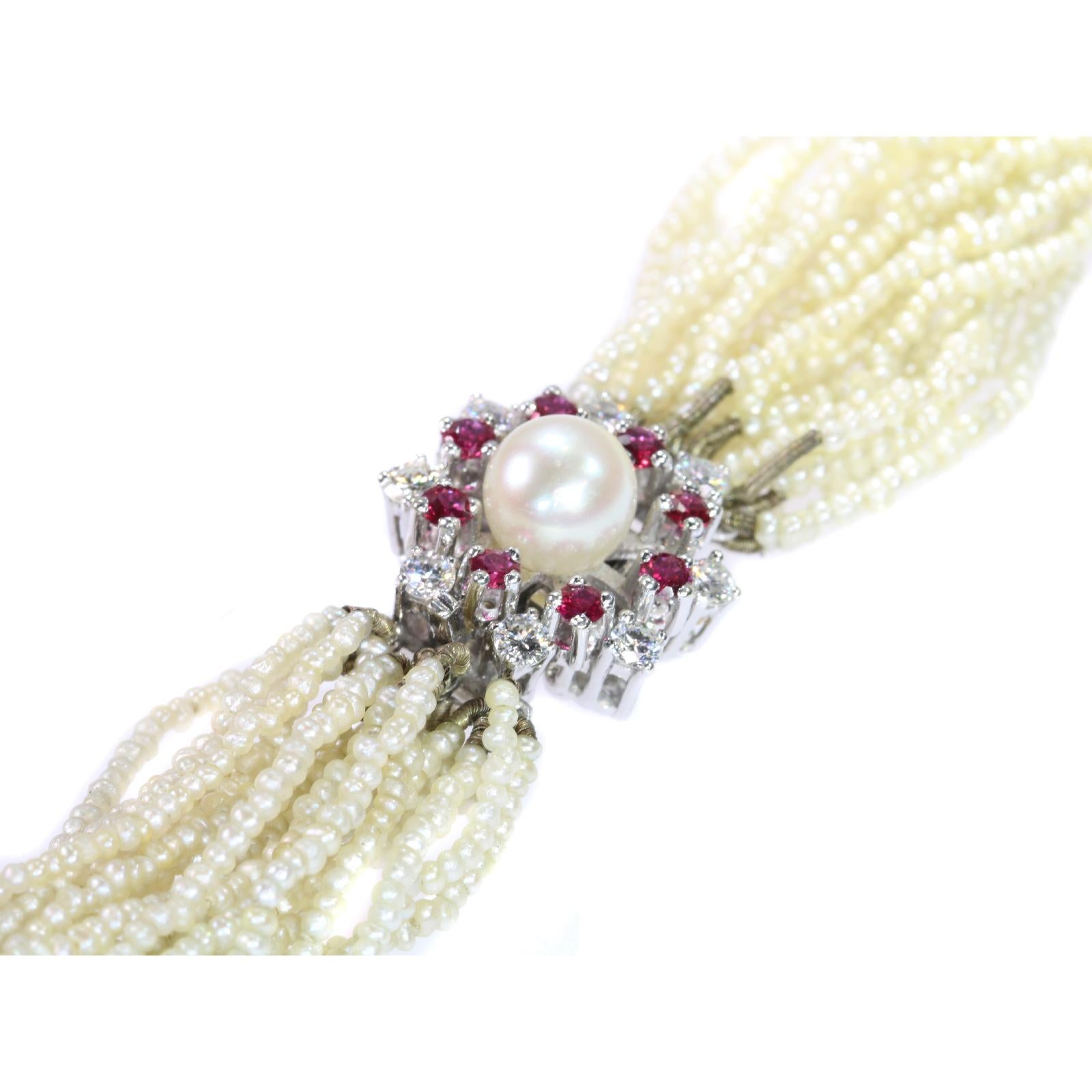Retro Vintage Pearl Necklace with 13000+ Pearls and White Gold Diamond Ruby Closure For Sale