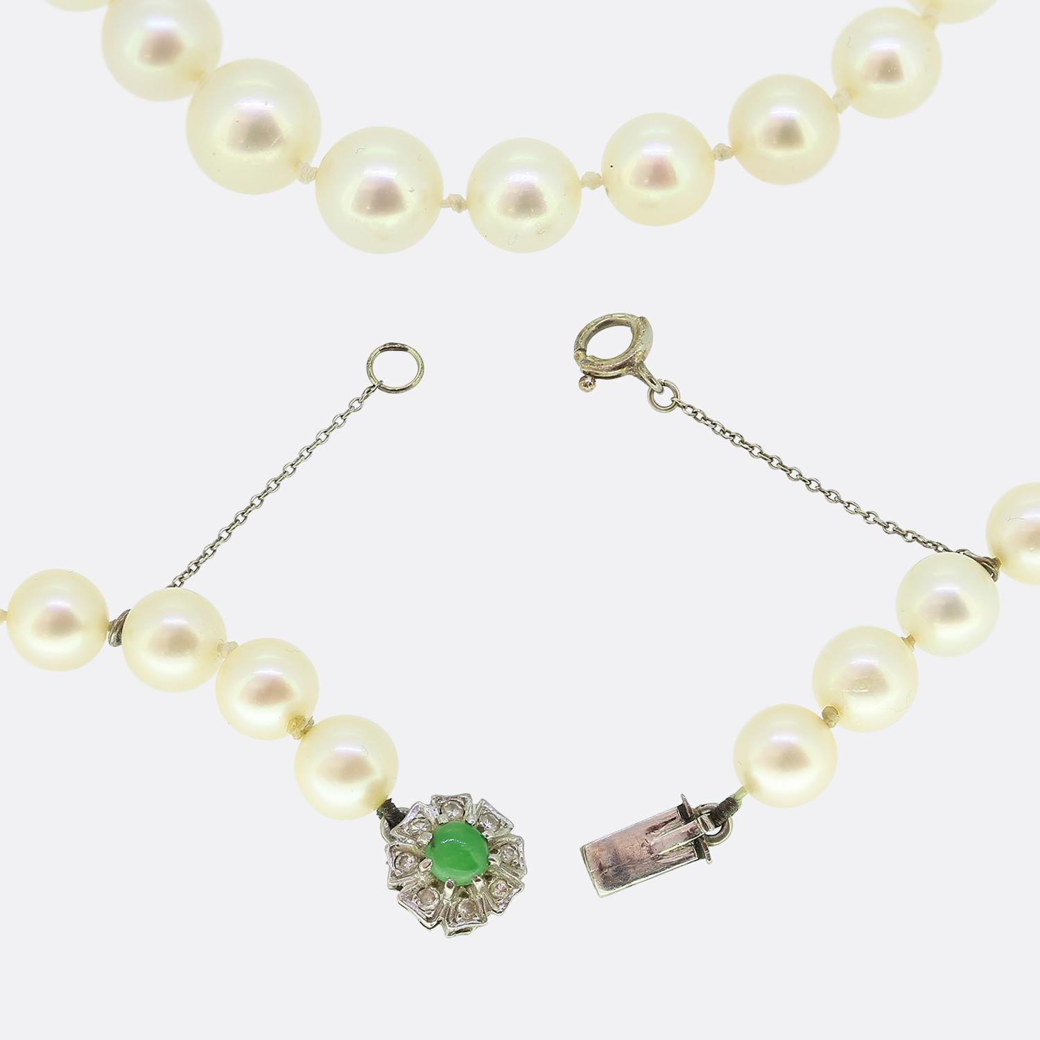 Round Cut Vintage Pearl Necklace with Jade and Diamond Clasp