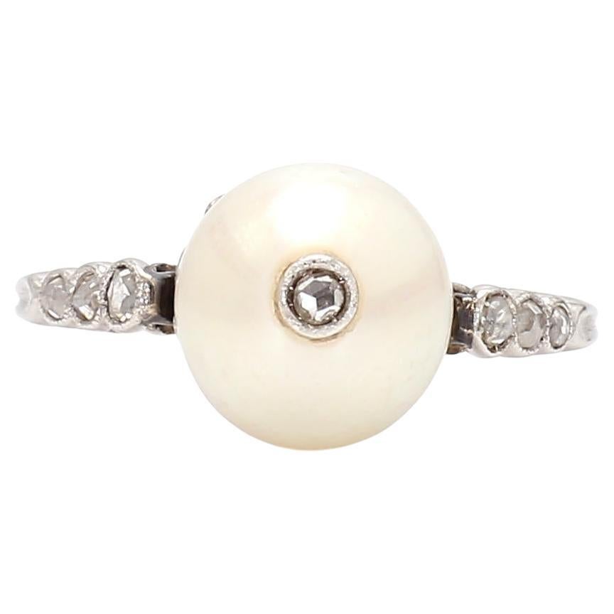 Vintage Pearl Platinum Ring