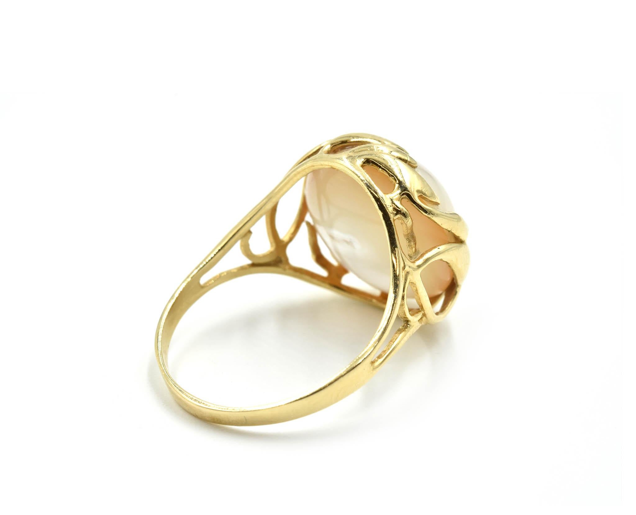 Women's or Men's Vintage Pearl Ring 14 Karat Yellow Gold