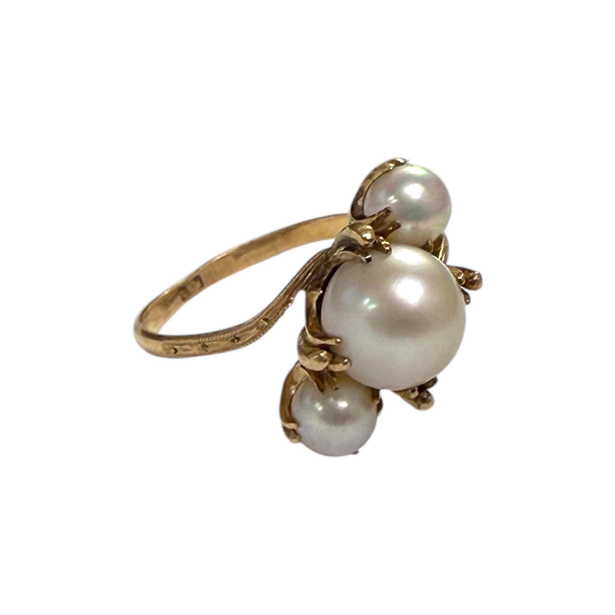 Vintage Pearl Rose Gold Three Stone Ring 14K (bague à trois pierres en or rose) en vente 1