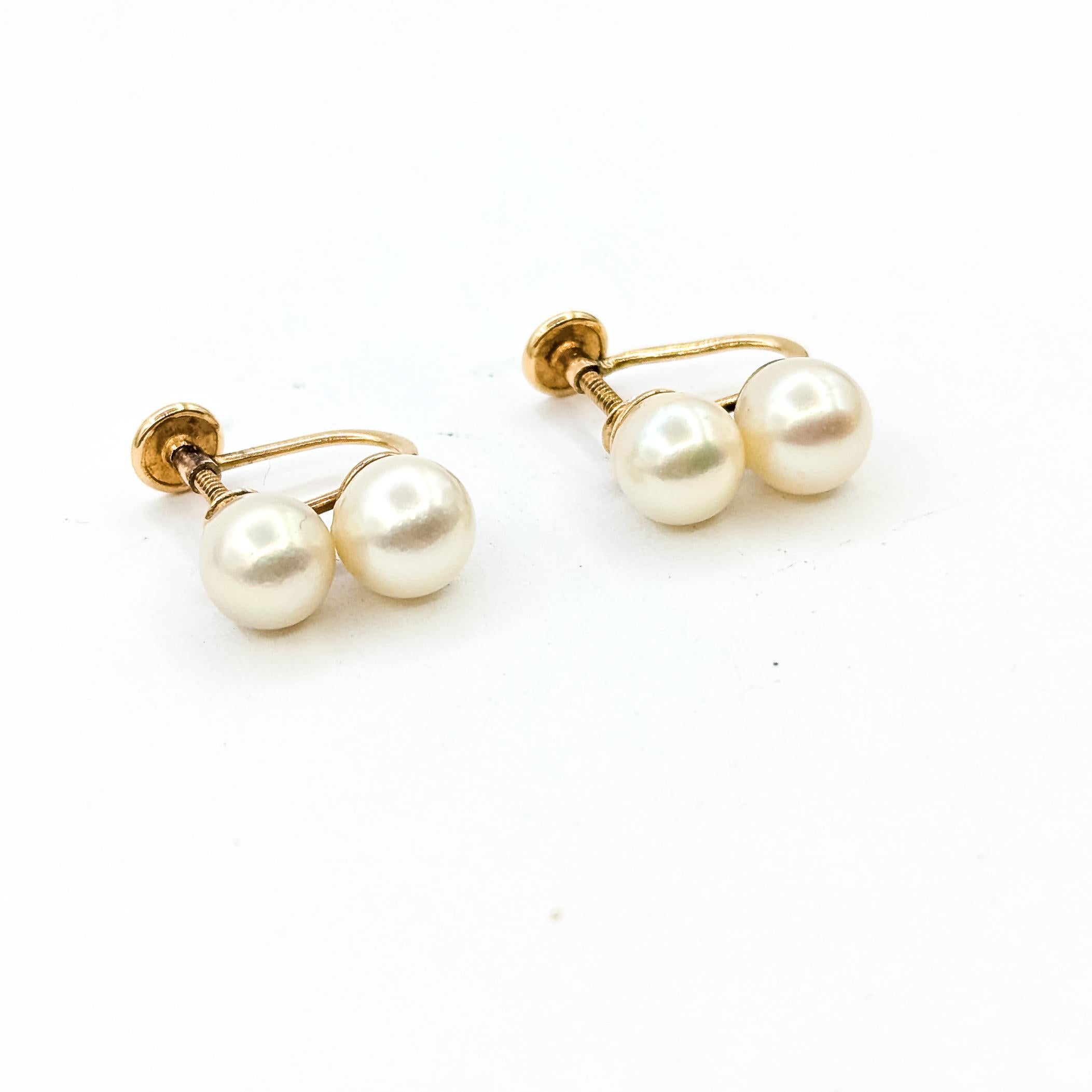 Vintage Perle Screwback Ohrringe in 14k Gelbgold im Zustand „Hervorragend“ im Angebot in Bloomington, MN