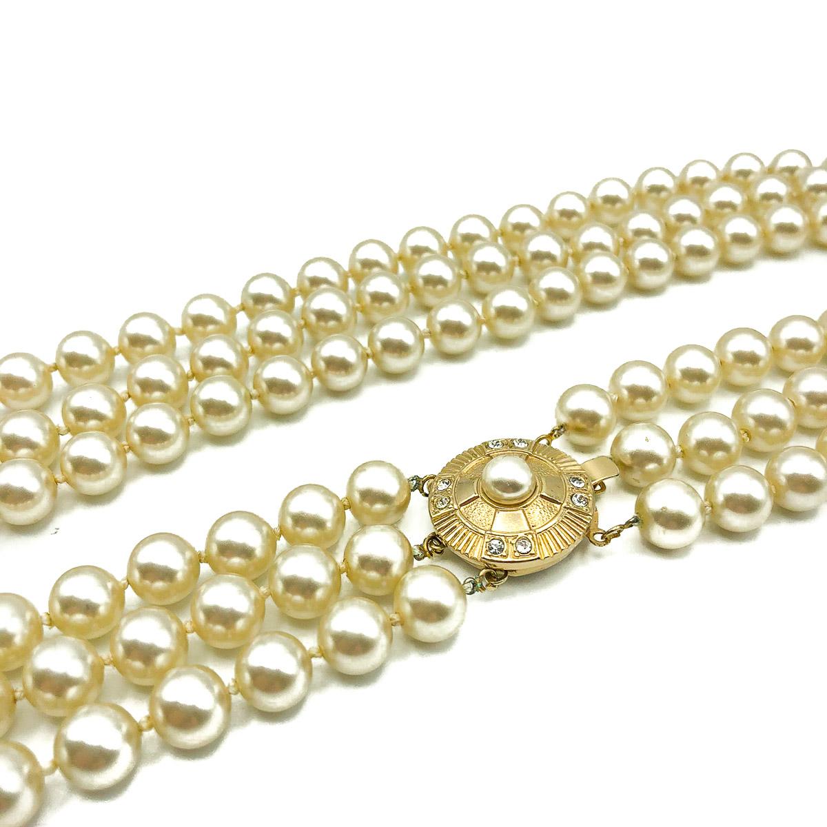 Women's Vintage Pearl Triple Row Necklace with Feature Clasp 1970s For Sale