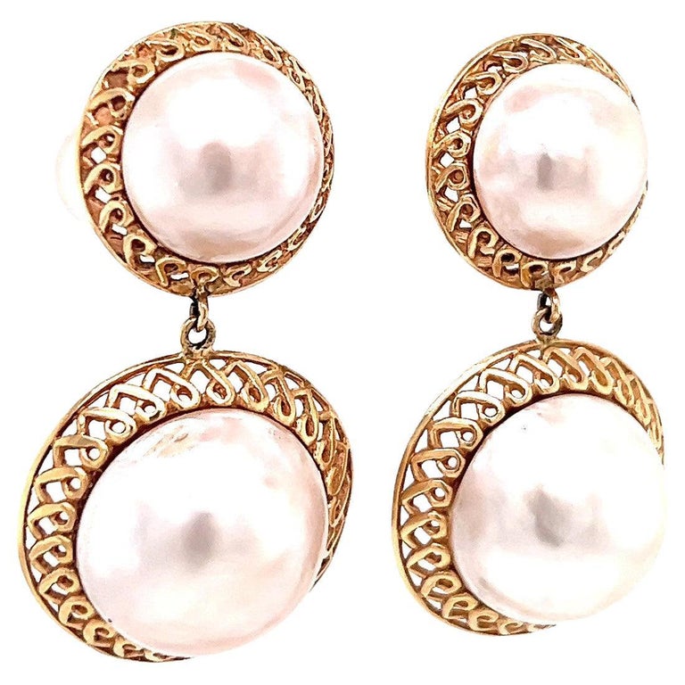 Vintage Pearl 14 Karat Yellow Gold Clip on Earrings For Sale at 1stDibs