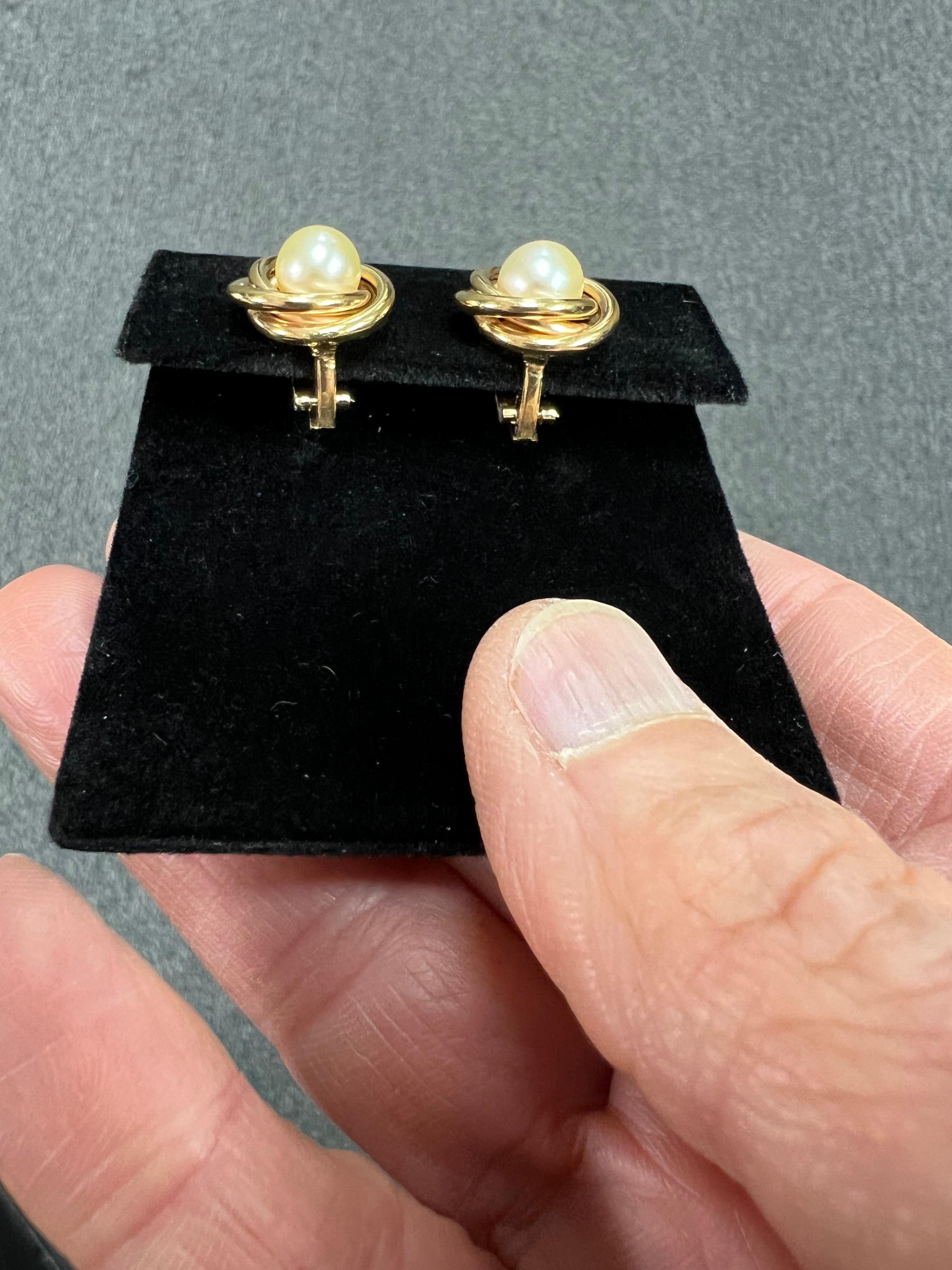 Vintage Pearl Yellow Gold Knot Clip On Earrings 4