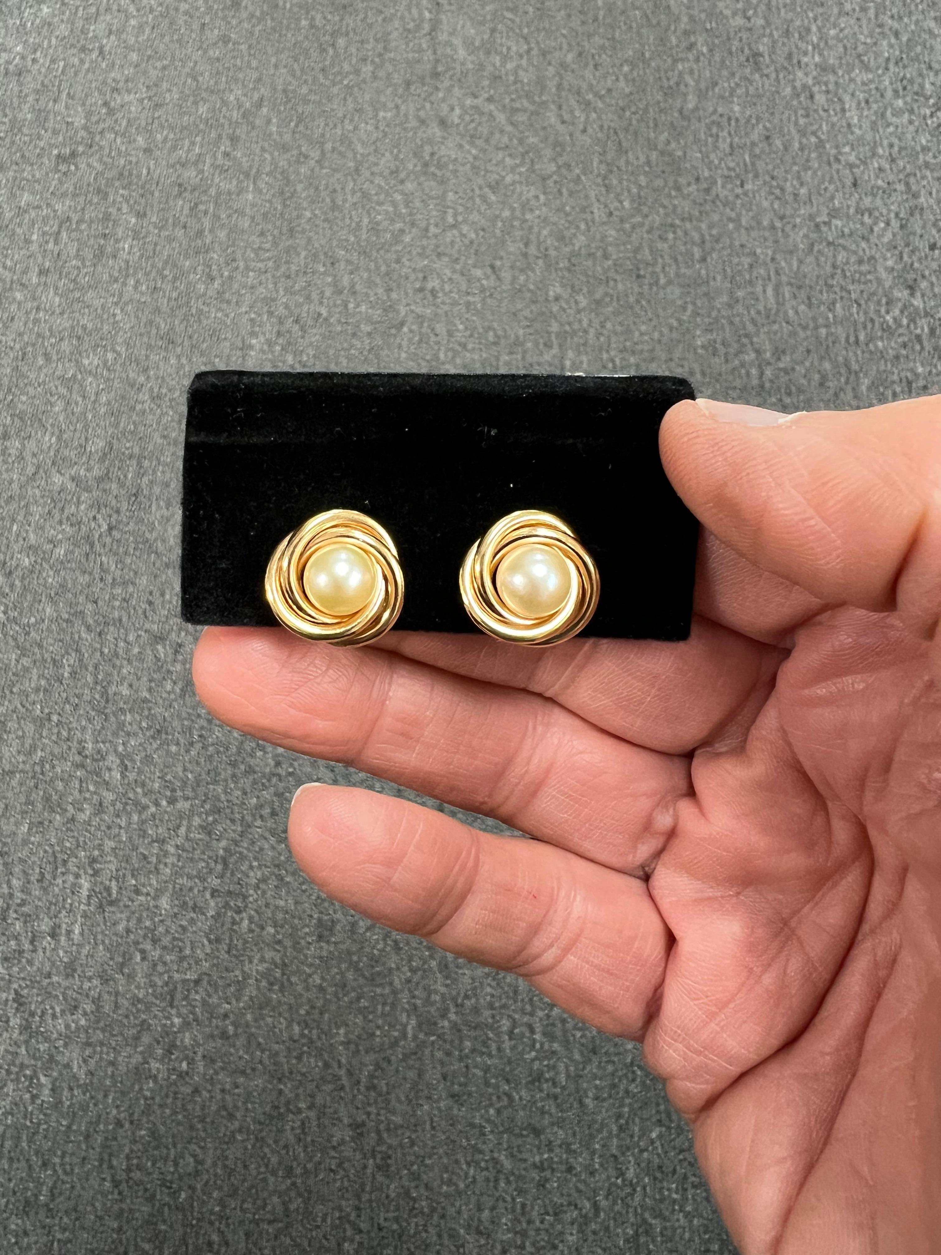 Vintage Pearl Yellow Gold Knot Clip On Earrings 3
