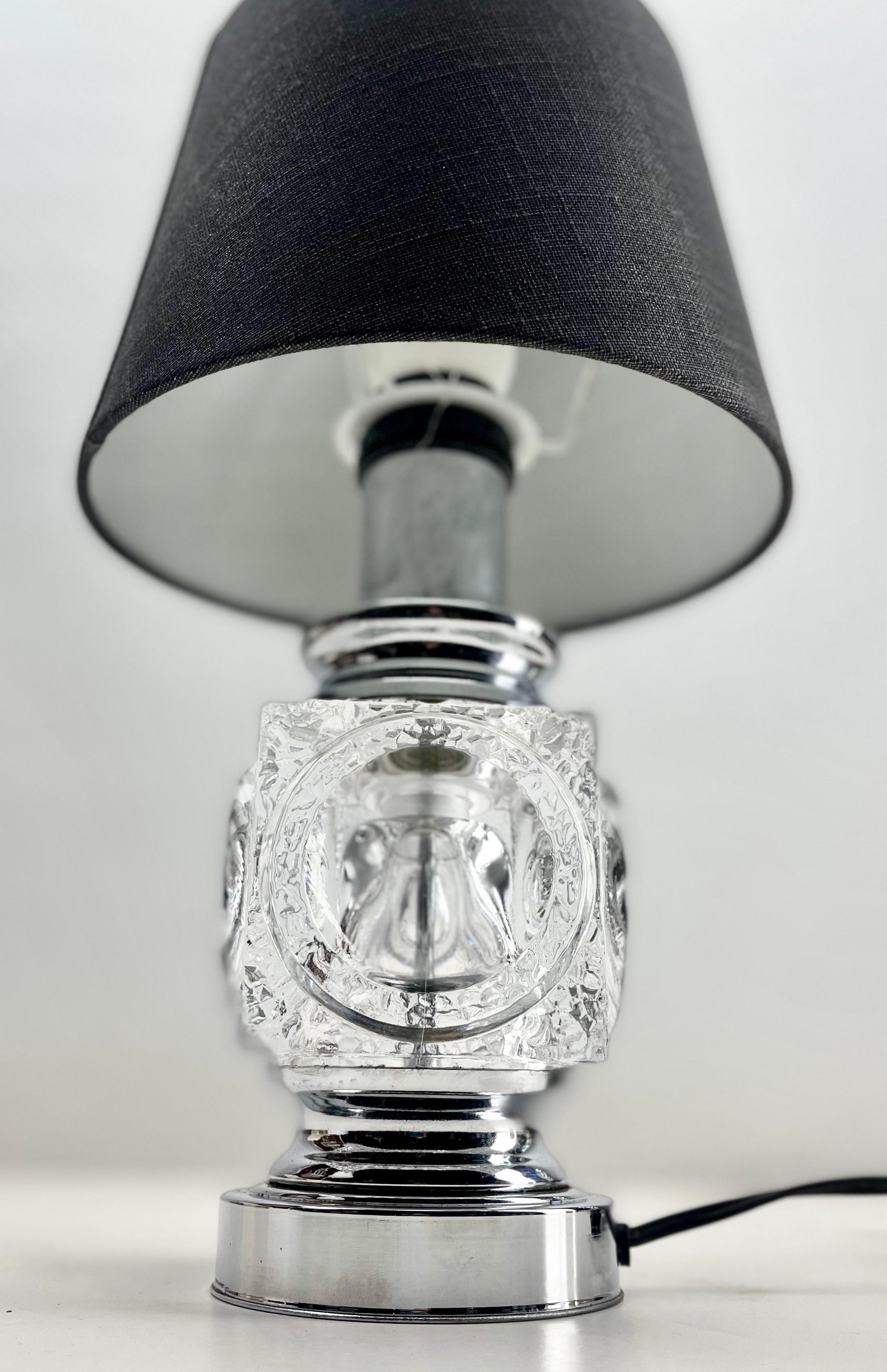 20th Century Vintage Peill & Putzler Ice Cube Table Lamp in Chrome and Crystal Glass For Sale