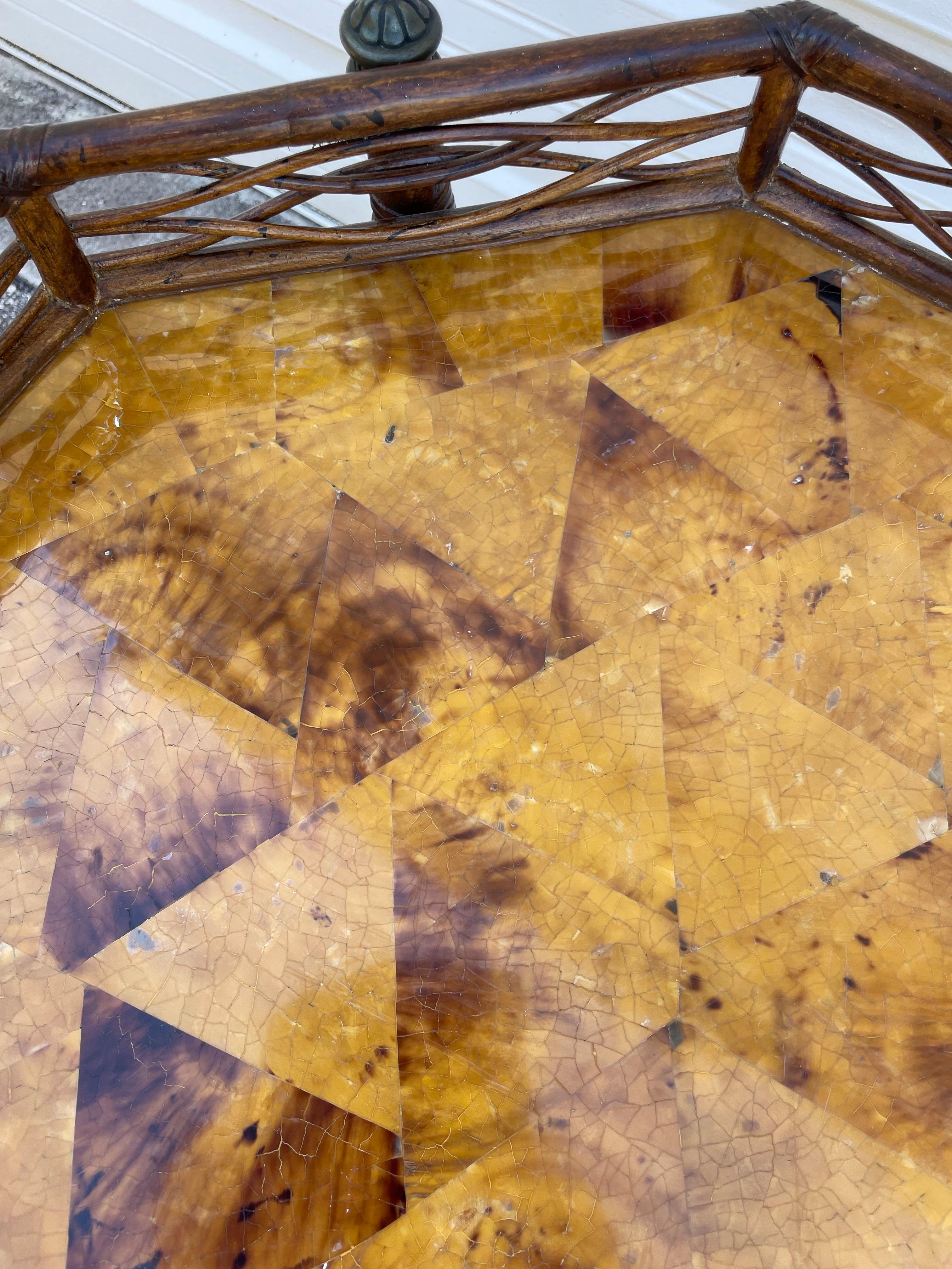 Table d'appoint octogonale Vintage Pen Shell en vente 3