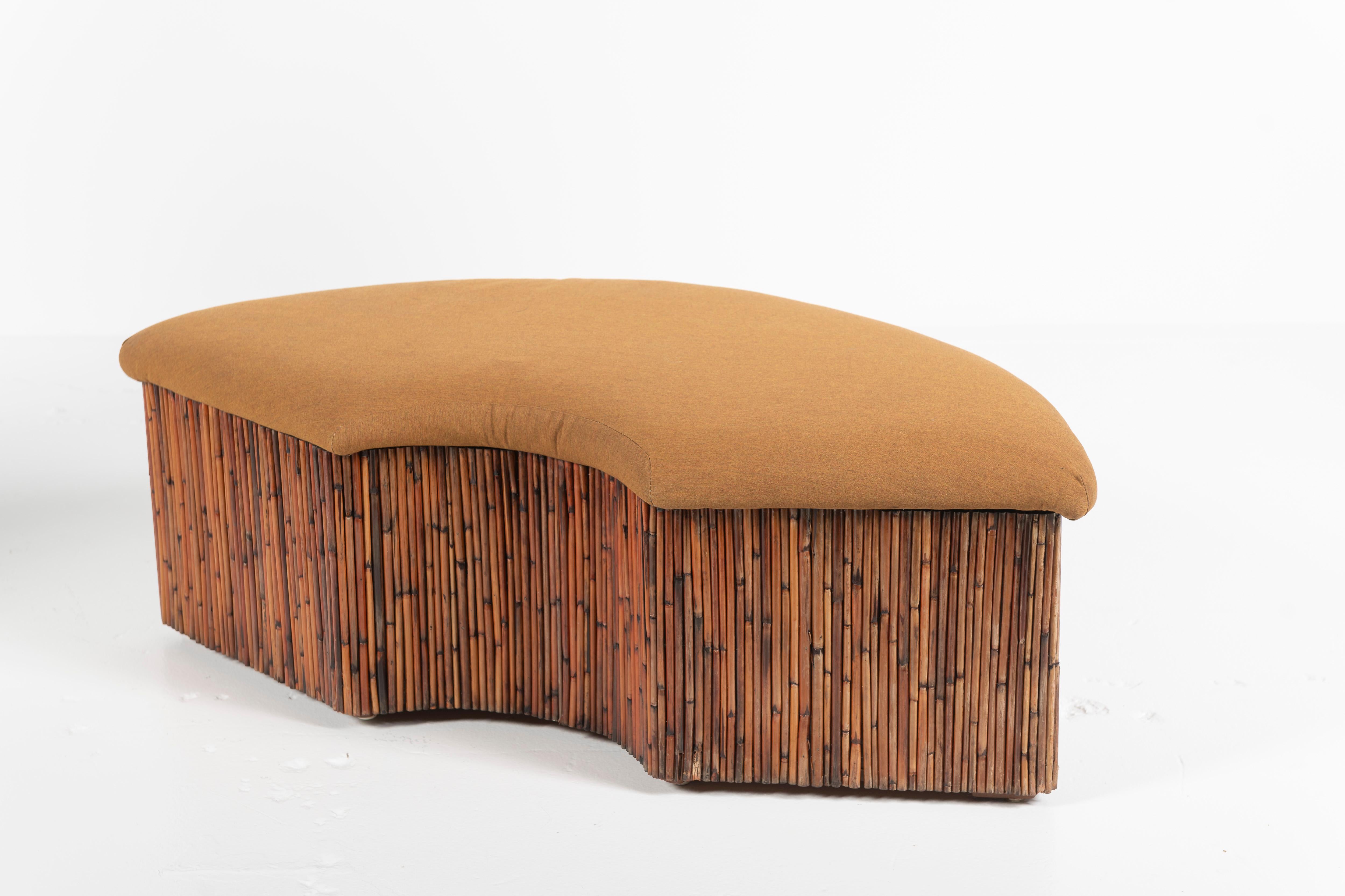 Vintage Pencil Reed Curved Bench In Good Condition For Sale In San Francisco, CA