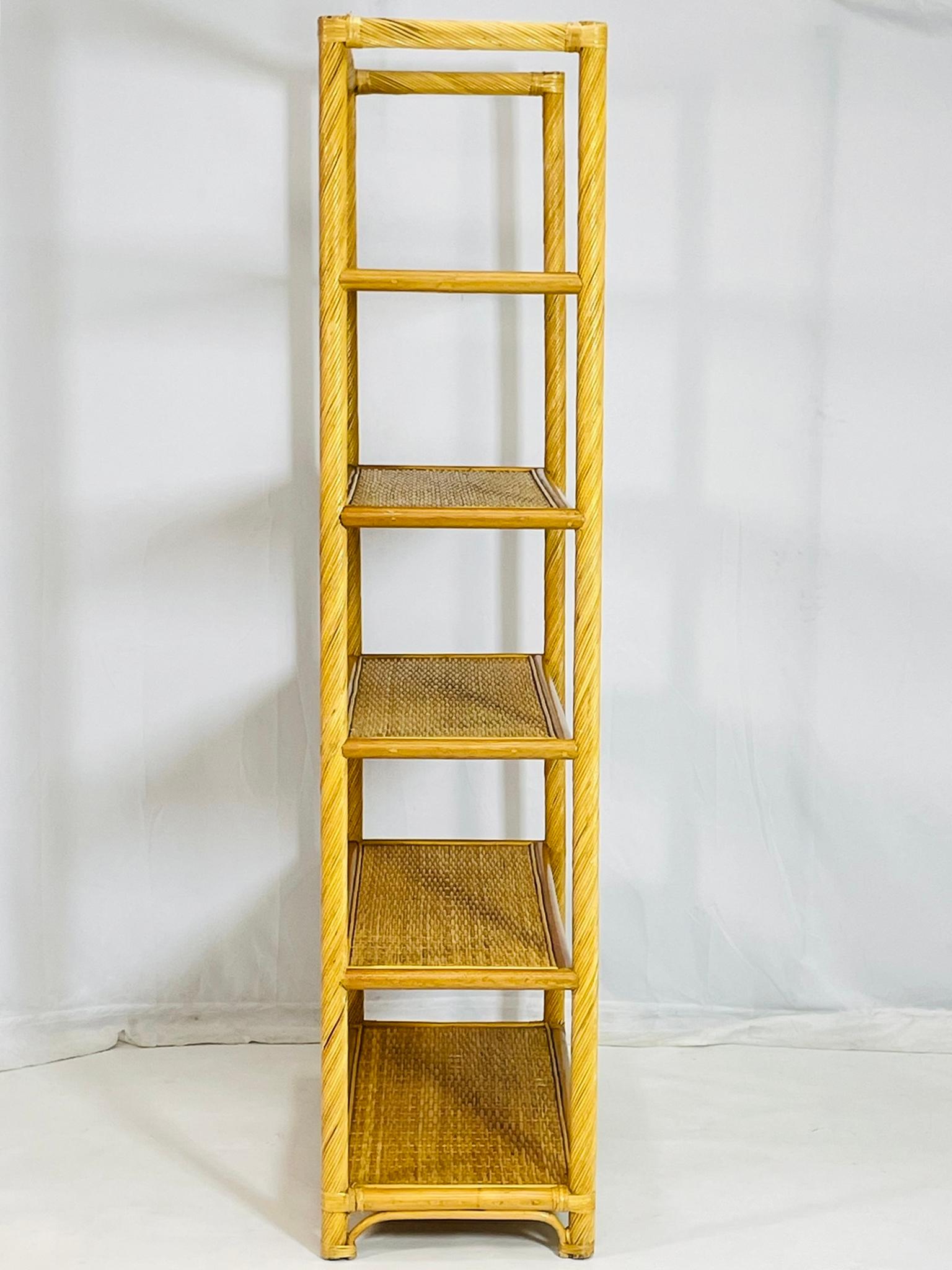 Vintage-Bleistift-Etagere aus Schilf und Rattan, USA 1960er Jahre (Moderne der Mitte des Jahrhunderts) im Angebot
