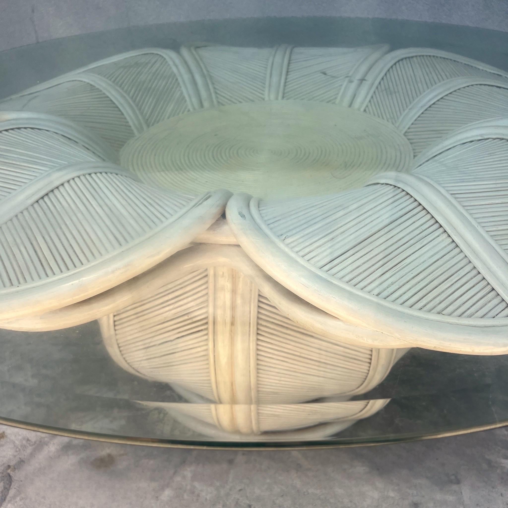 Vintage Pencil Reed Sculptural Bell Flower Coffee/Cocktail Table In Good Condition For Sale In Charleston, SC