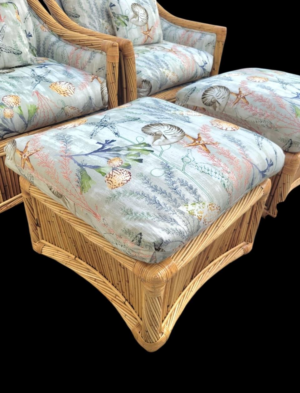 Vintage Pencil Reed Vivai del Sud Stil Coastal Lounge Stühle Passende Ottomane (Moderne der Mitte des Jahrhunderts) im Angebot