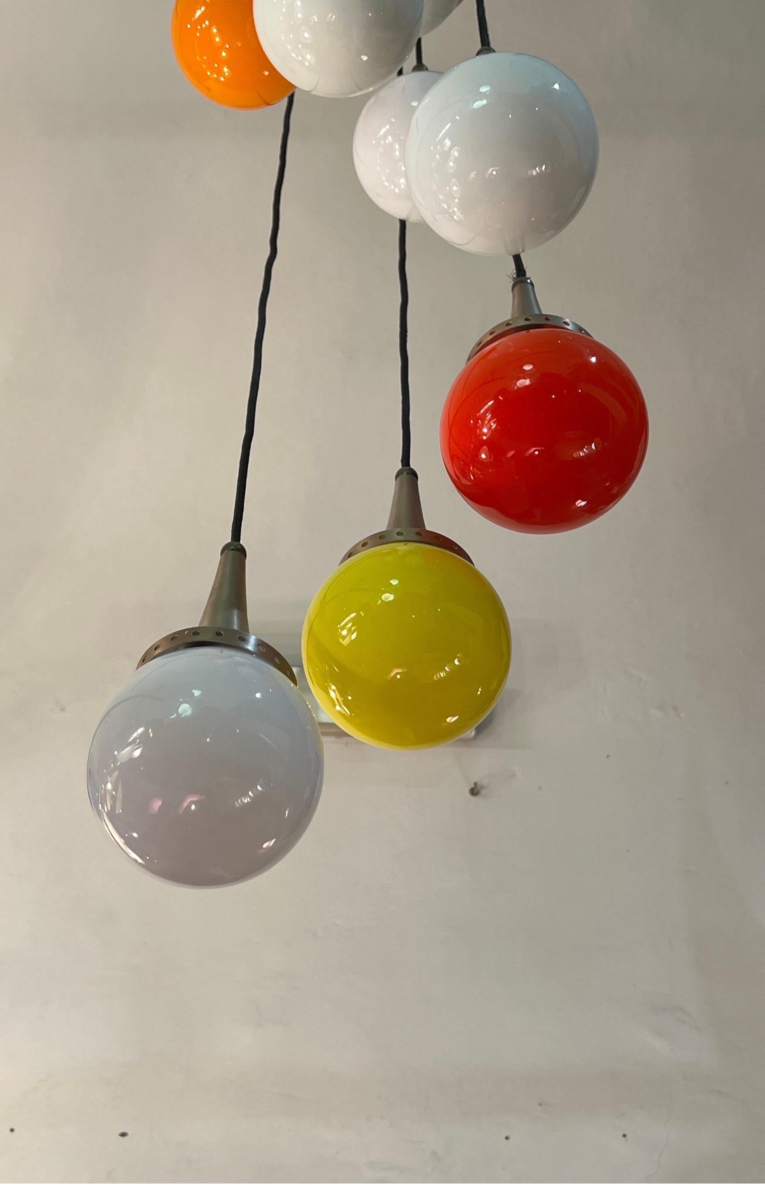 Vintage Pendant Cascade Chandelier 9 lights attributed to Vistosi Murano 1970s In Good Condition For Sale In Florence, IT