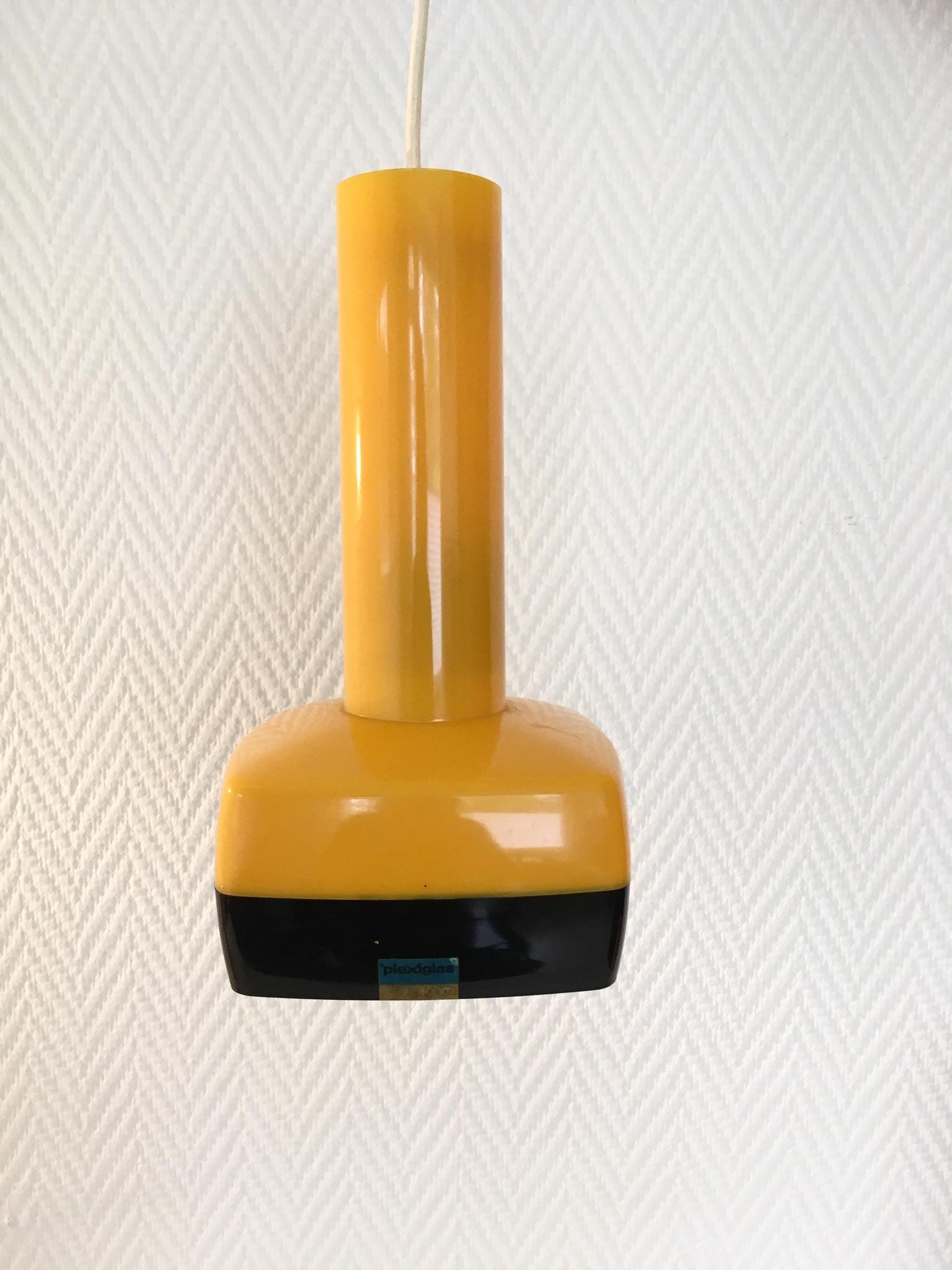 Vintage Pendant Lamp by Bent Karlby for A. Schroder, Kemi, 1970s In Good Condition For Sale In Schagen, NL