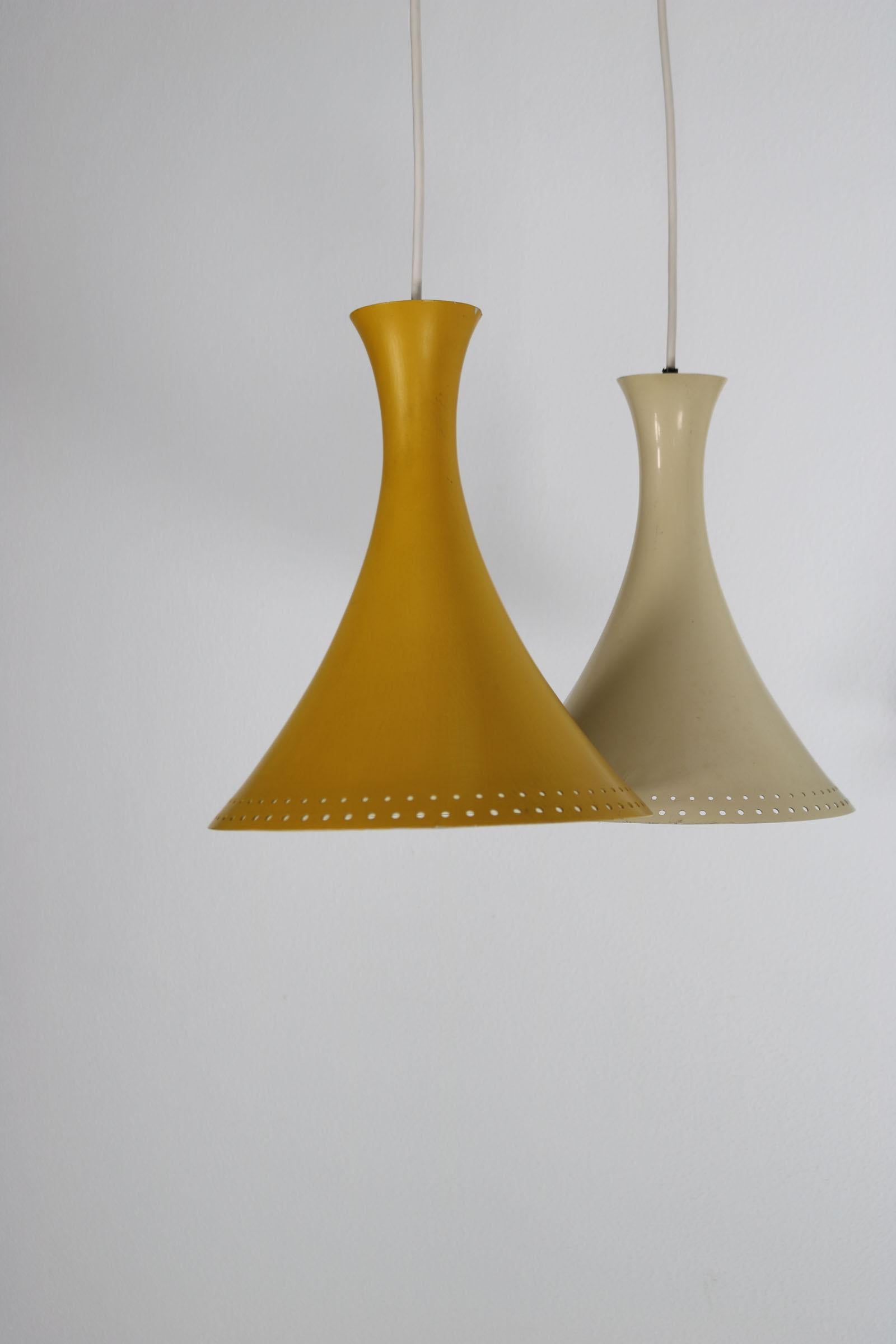 Vintage Pendant Lamp Pair from the Italian 1950s.  For Sale 3