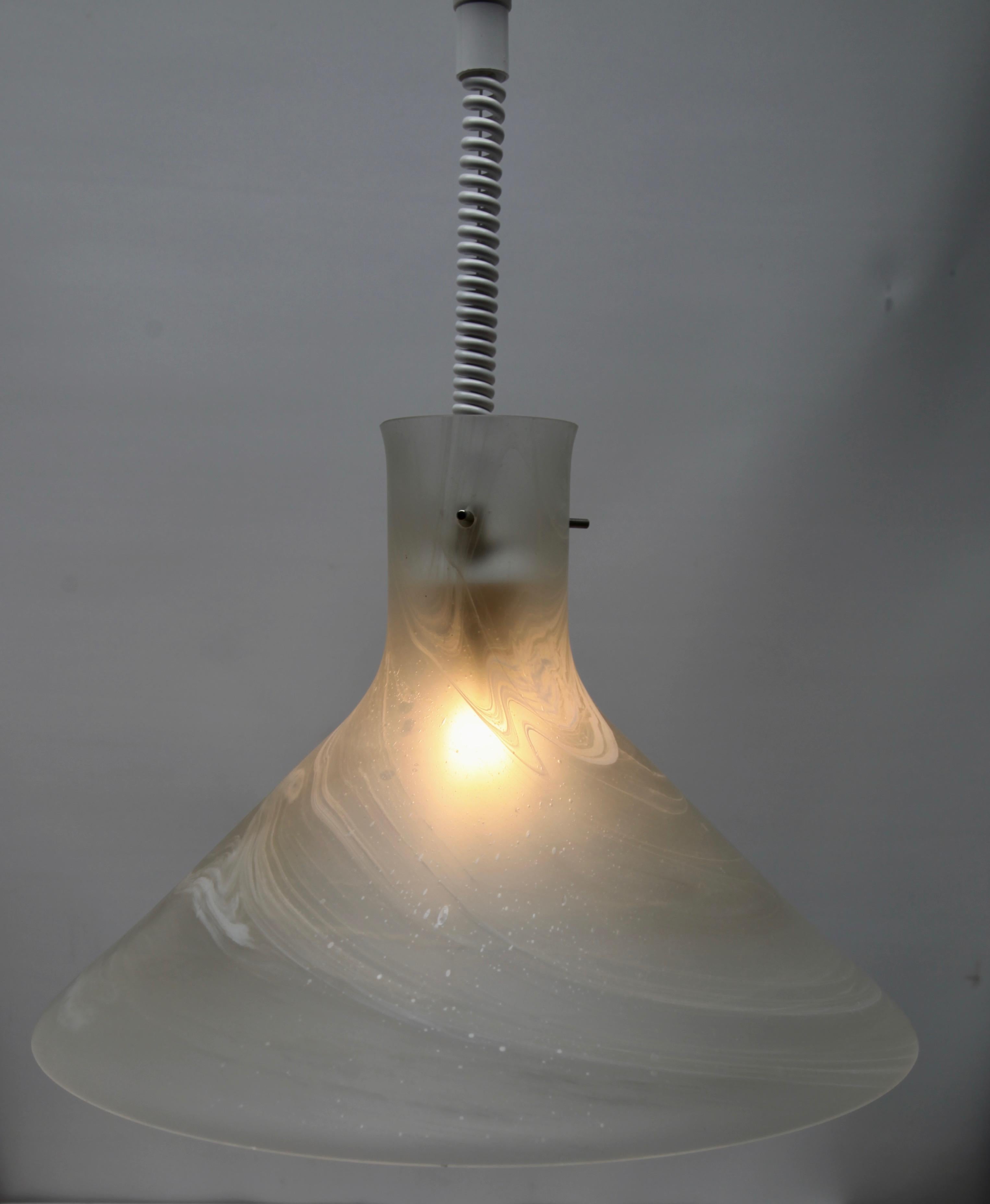 Lampe à suspension vintage de Peill & Putzler, Allemagne, années 1960 Bon état - En vente à Verviers, BE