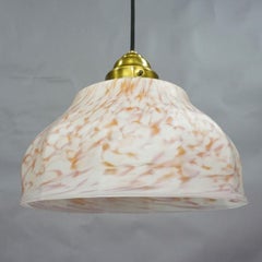 Lights Vintage avec abat-jour en verre blanc et rose antique, circa 1950