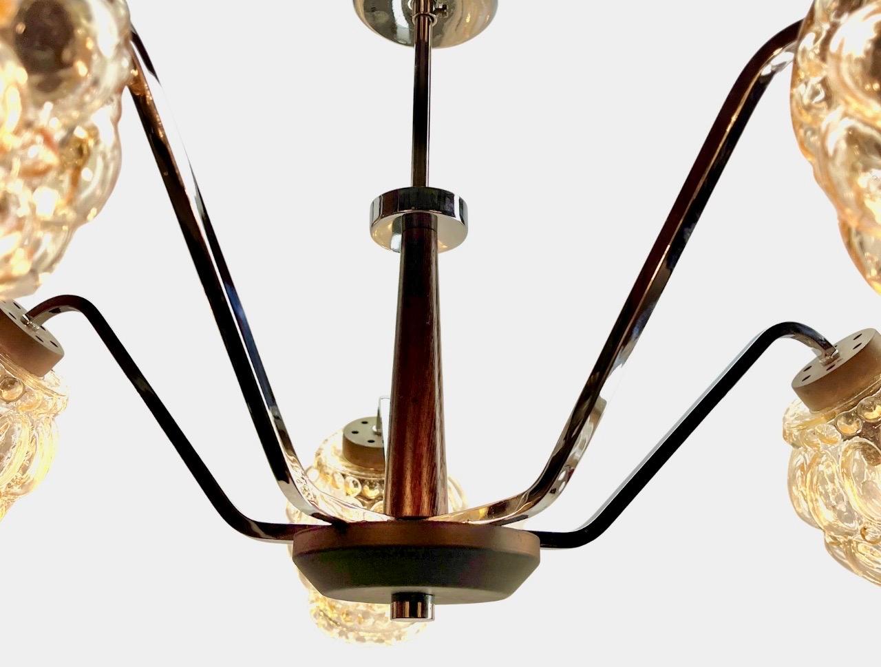  Lampe à suspension Stem vintage avec 5 globes  Belgique massive des années 1960 Bon état - En vente à Verviers, BE