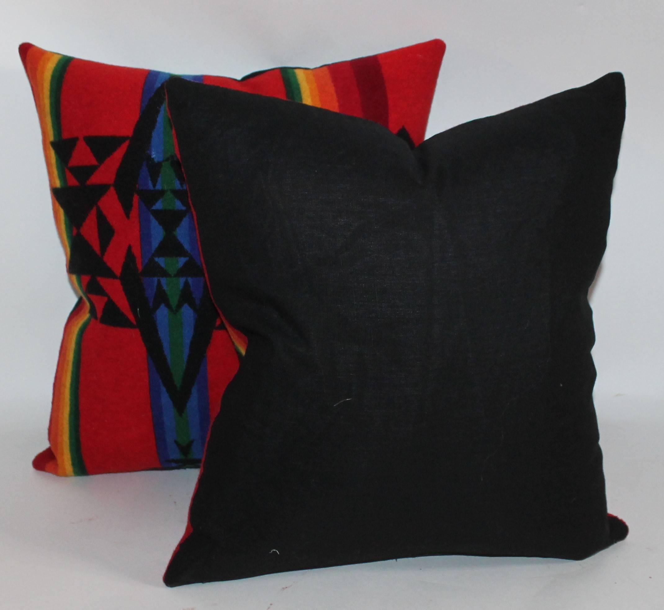 Vintage Pendleton Indian Design Camp Blanket Pillows, Pair In Excellent Condition In Los Angeles, CA