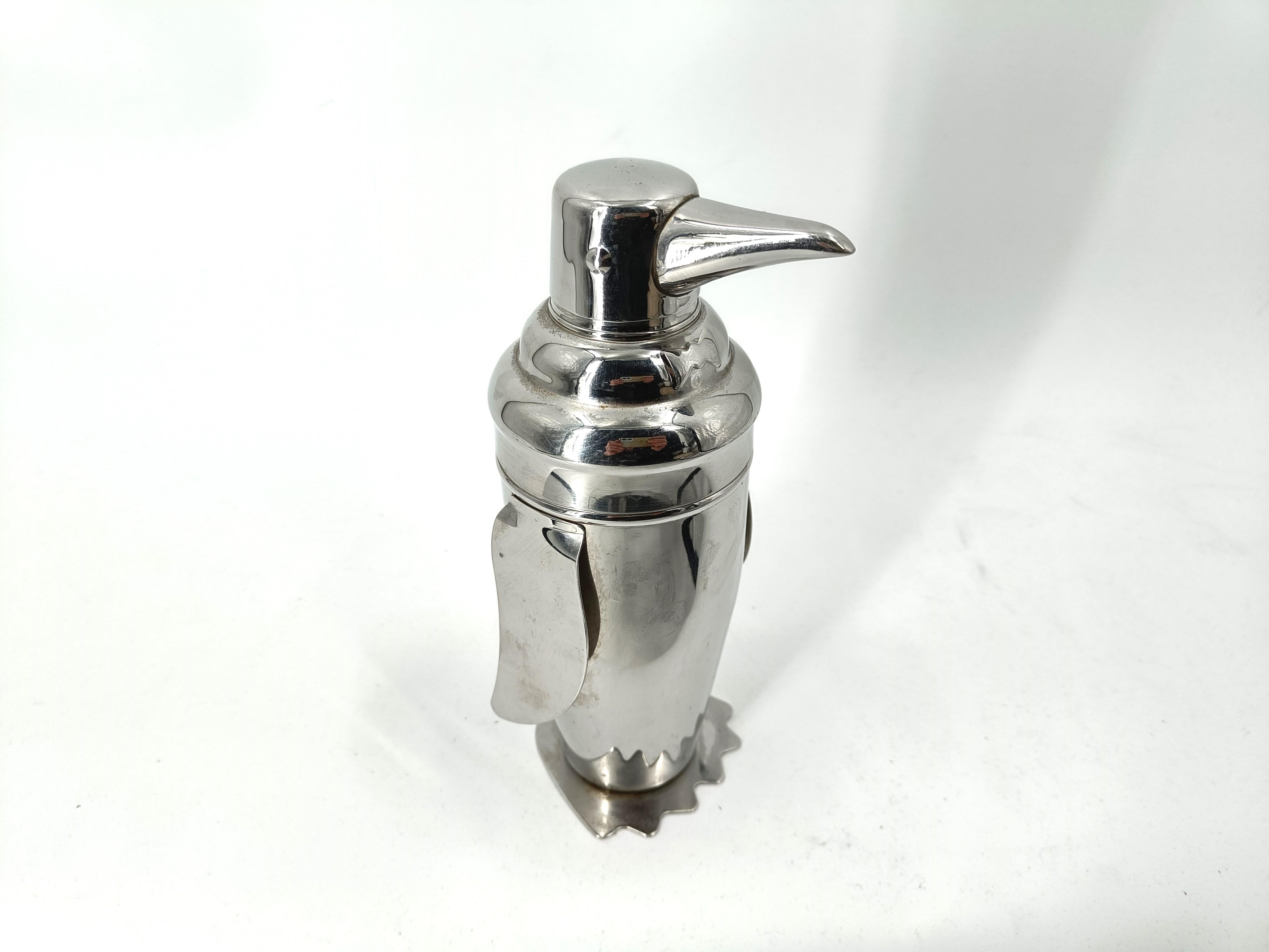 Vintage penguin cocktail shaker, 1970s 4