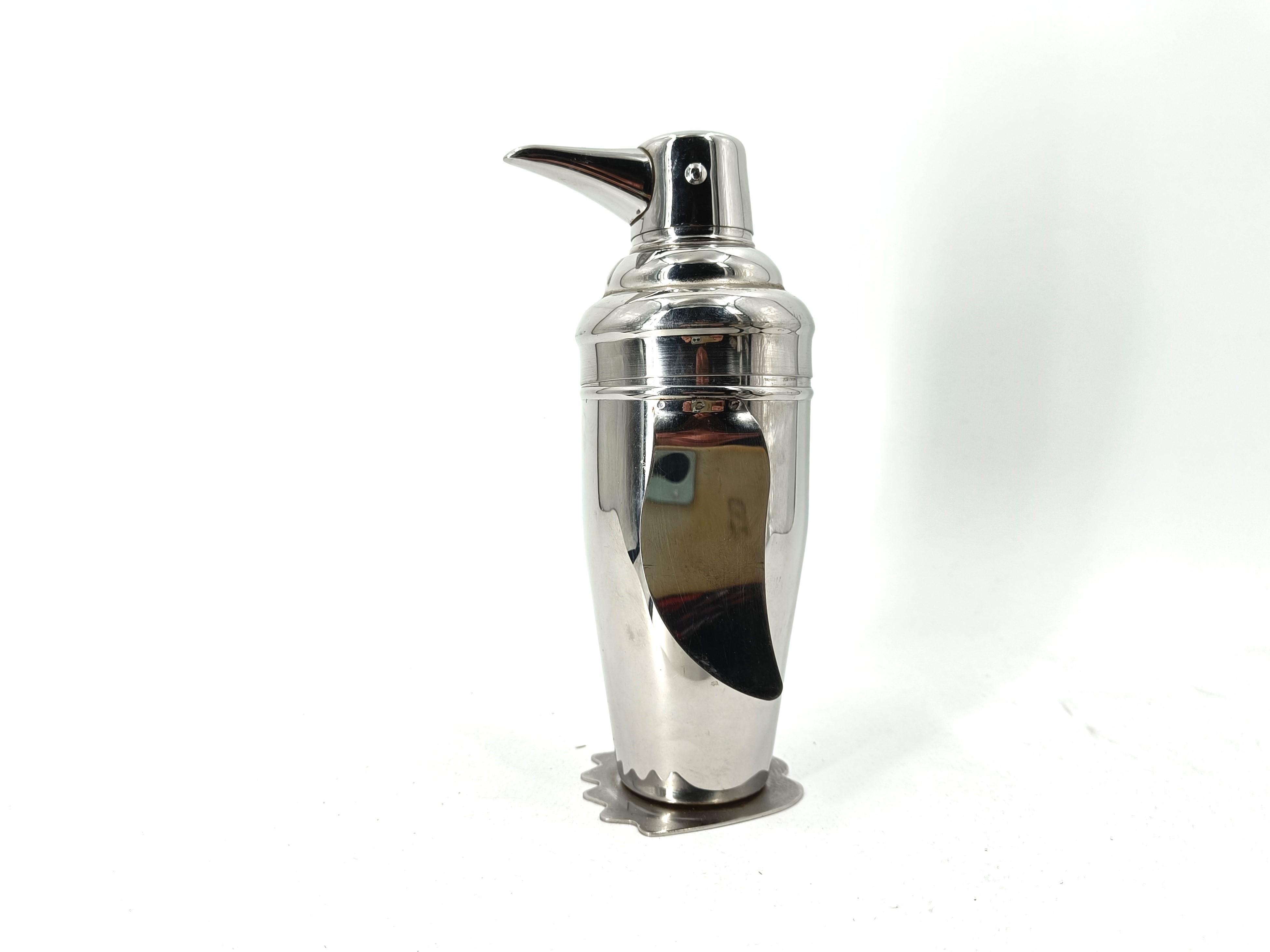Art Deco Vintage penguin cocktail shaker, 1970s