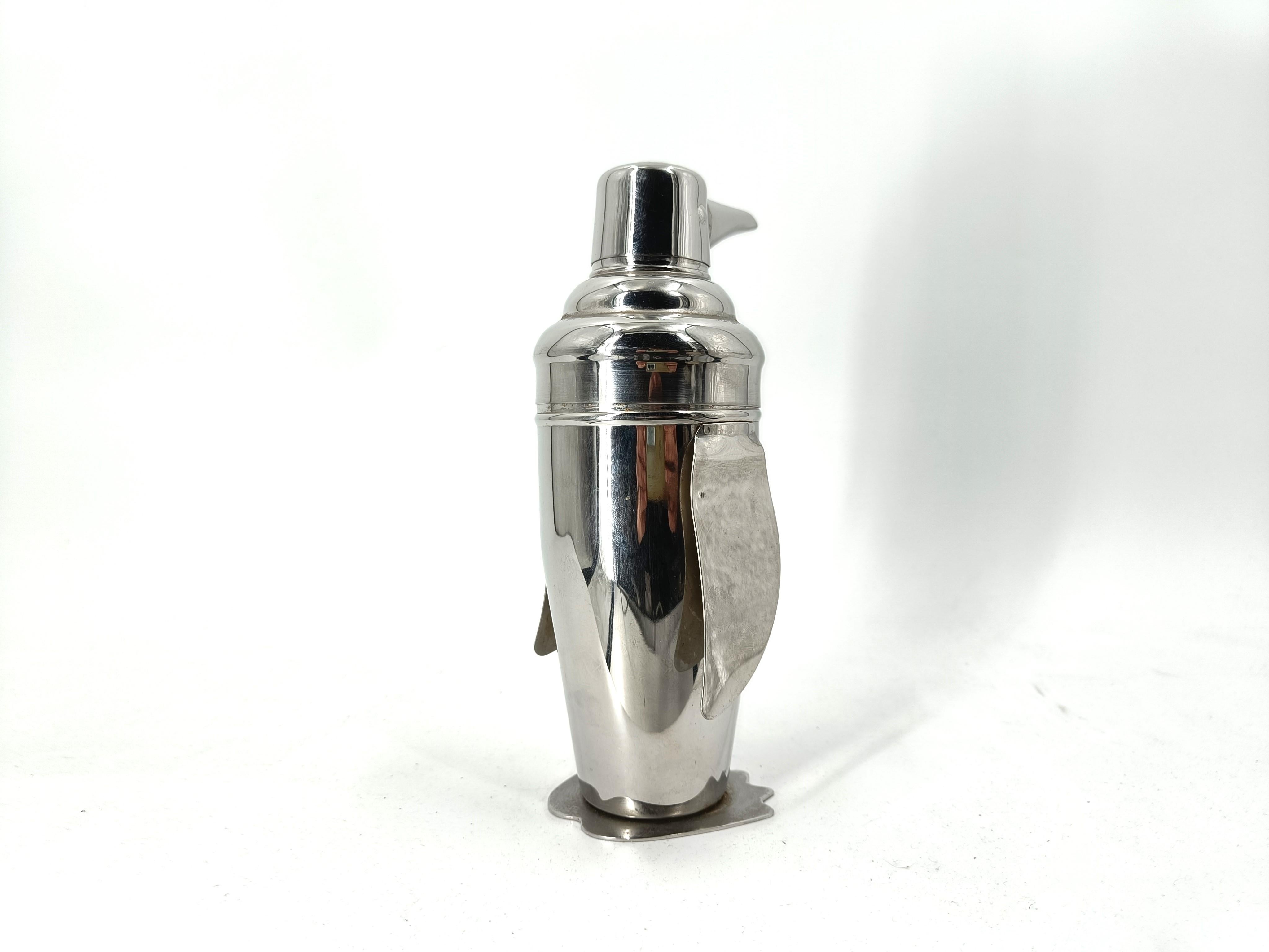 Late 20th Century Vintage penguin cocktail shaker, 1970s