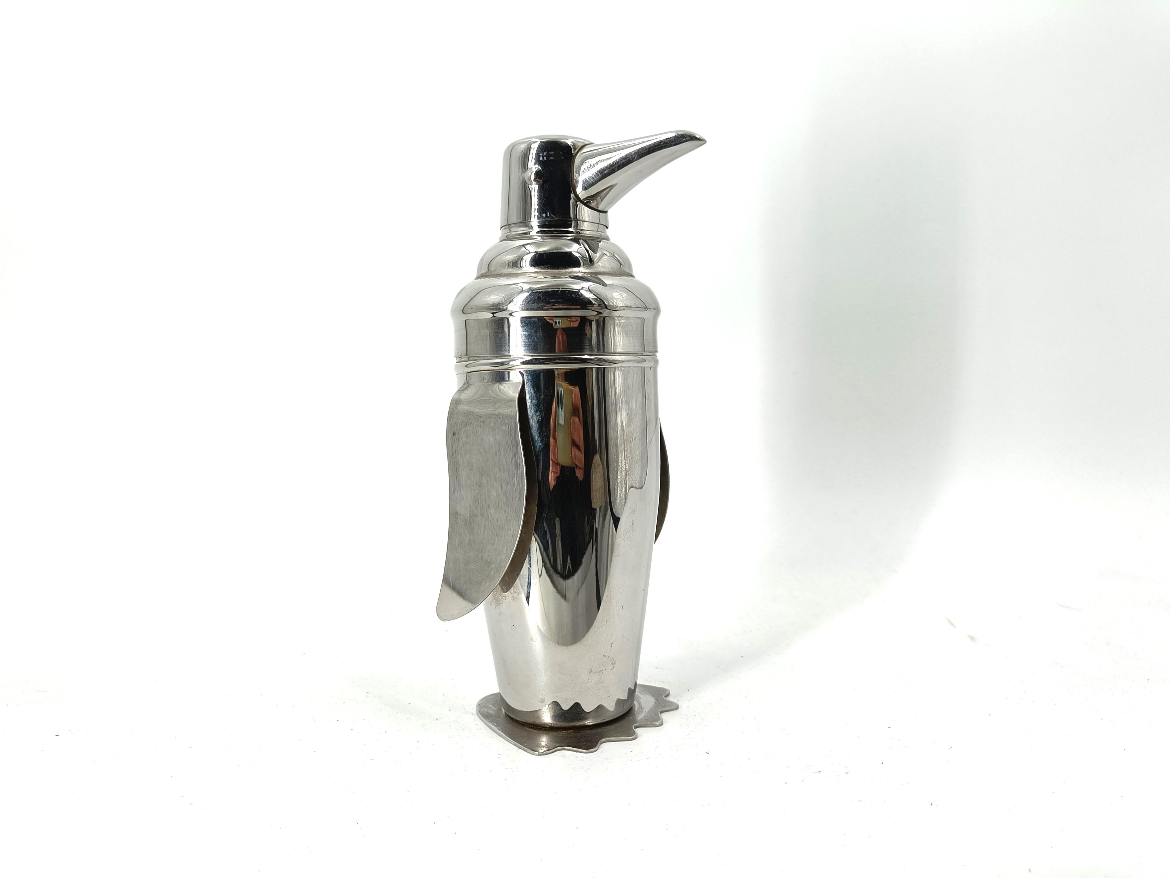 Vintage penguin cocktail shaker, 1970s 1