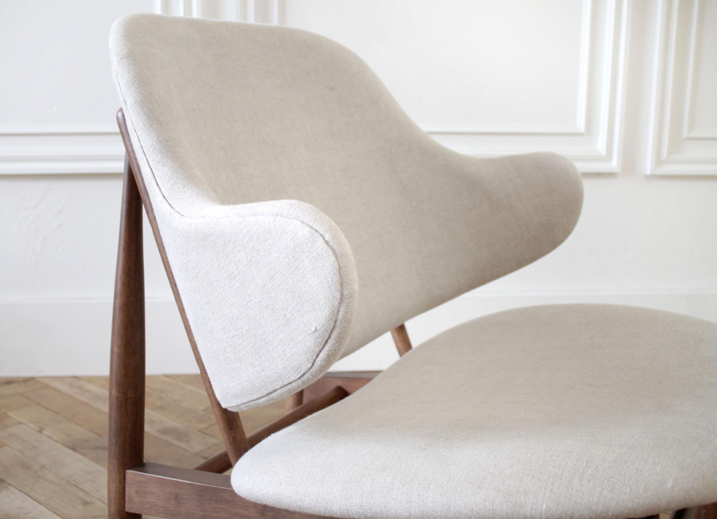 Vintage Penguin Style Chair in Natural Linen 2