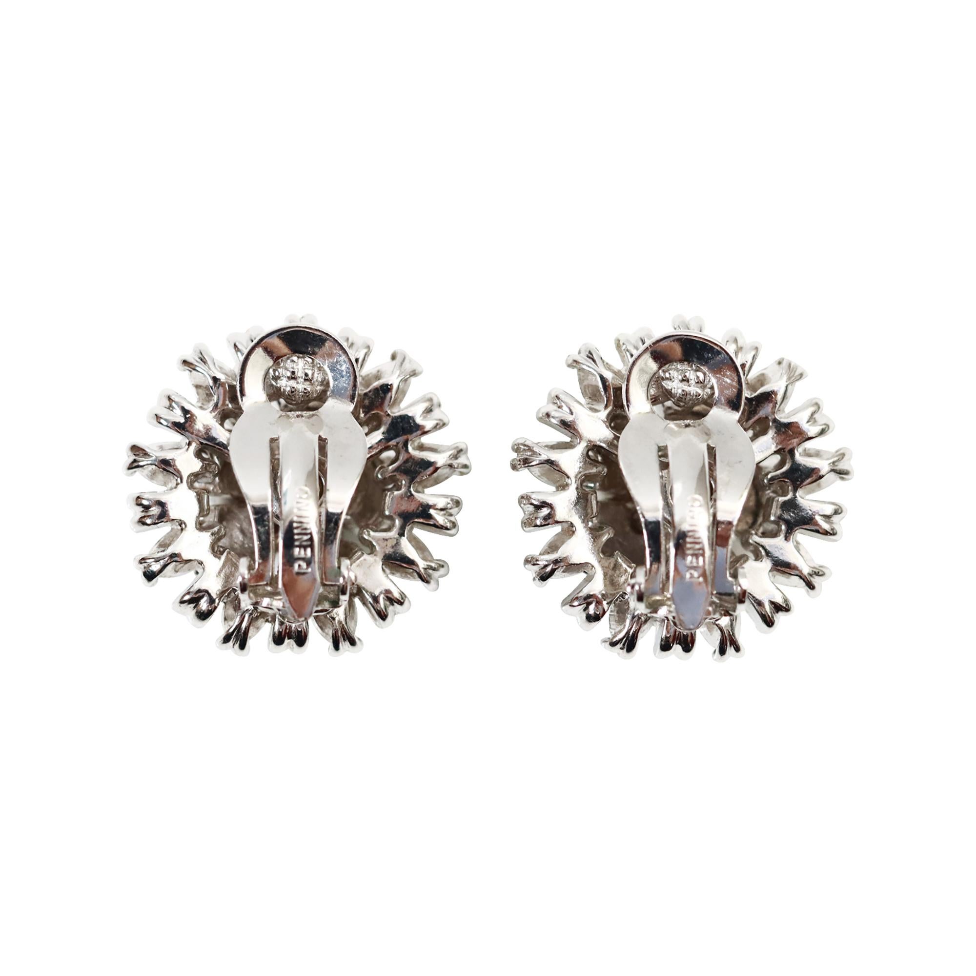 Orecchini d'epoca con fiori di cristallo e verde smeraldo di Pennino, CIRCA 1960 in vendita 2