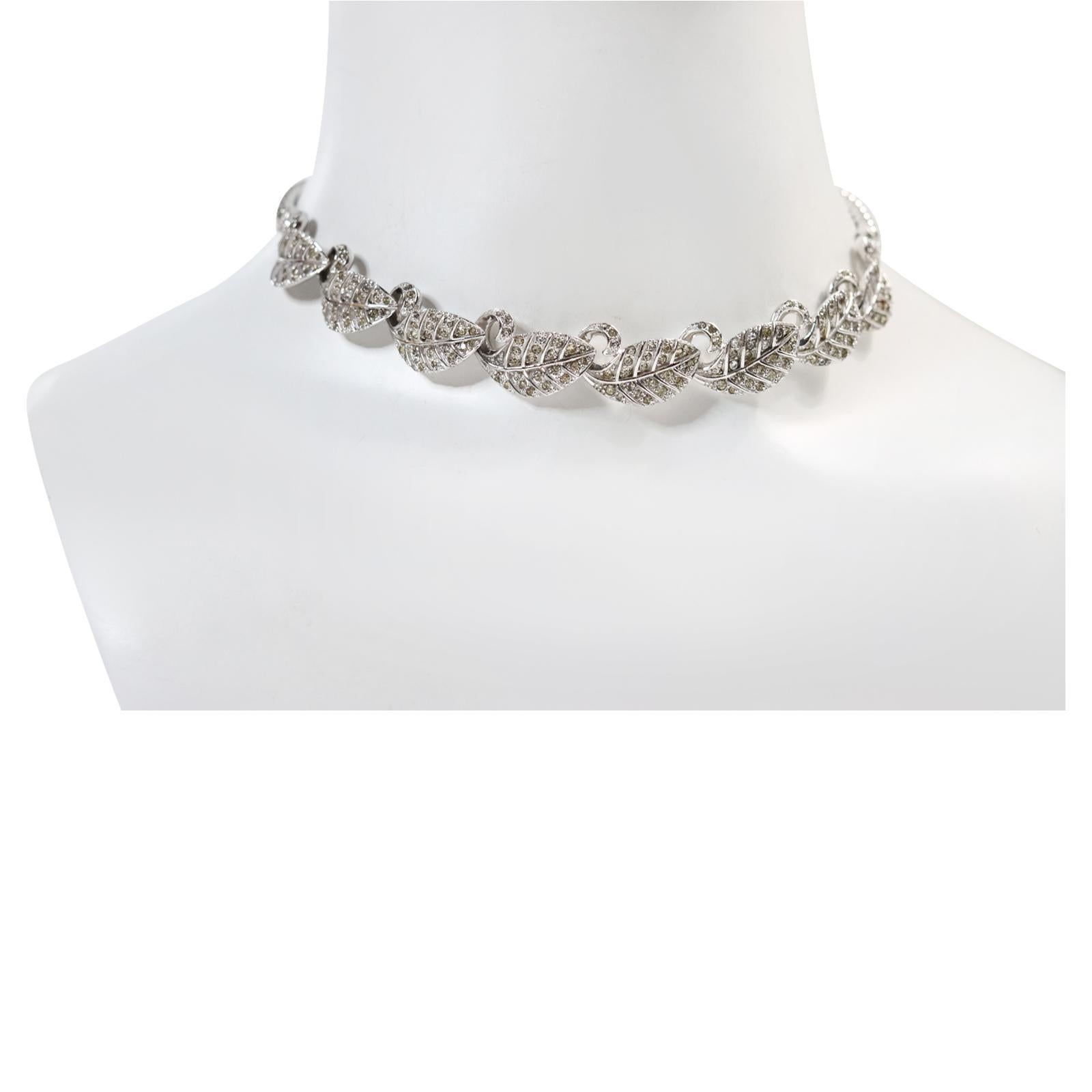 Vintage Pennino Leaf Art Deco Choker Necklace Circa 1960s. This is a gorgeous choker necklace from Pennino. They made such magnificent items, which gave them the illusion of being fine jewelry. There are fewer and fewer of these gorgeous necklaces