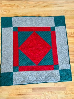 Vintage Pennsylvania Amish Quilted Wall or Crib Quilt, Circa 1945–1955