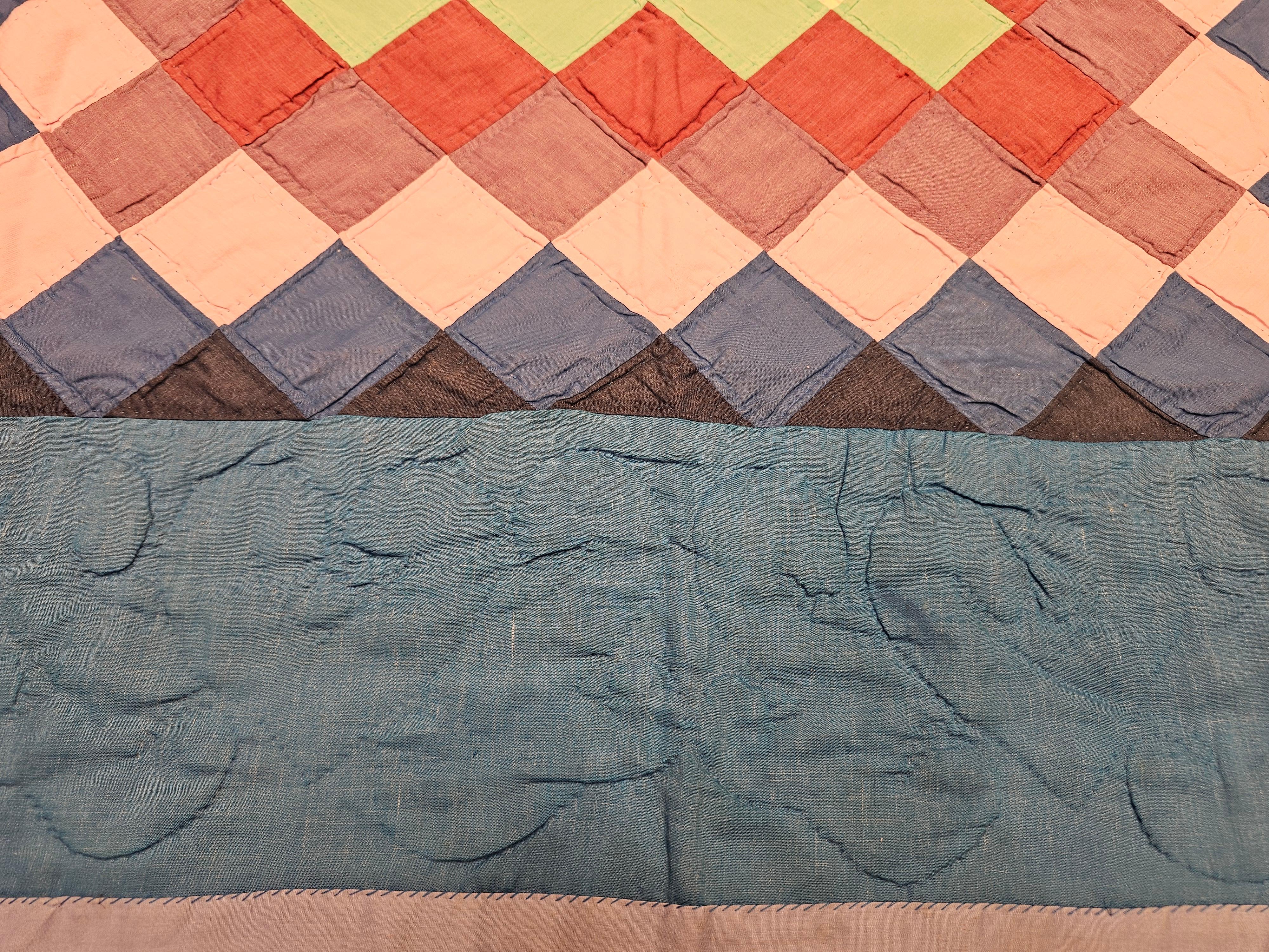 Vintage Pennsylvania Amish “Sunshine and Shadows” Hand-Stitched Crib Quilt For Sale 2