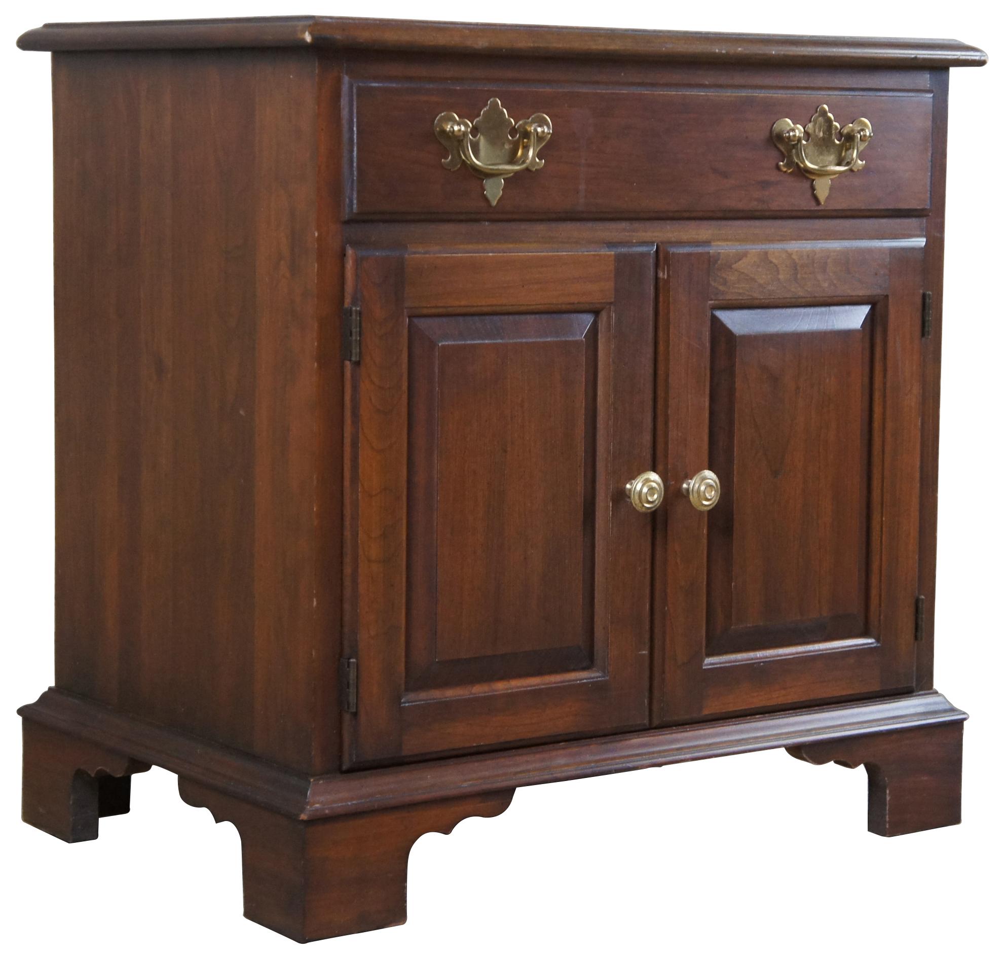 Federal Vintage Pennsylvania House Cherry Nightstand Dresser Cabinet Chest of Drawers