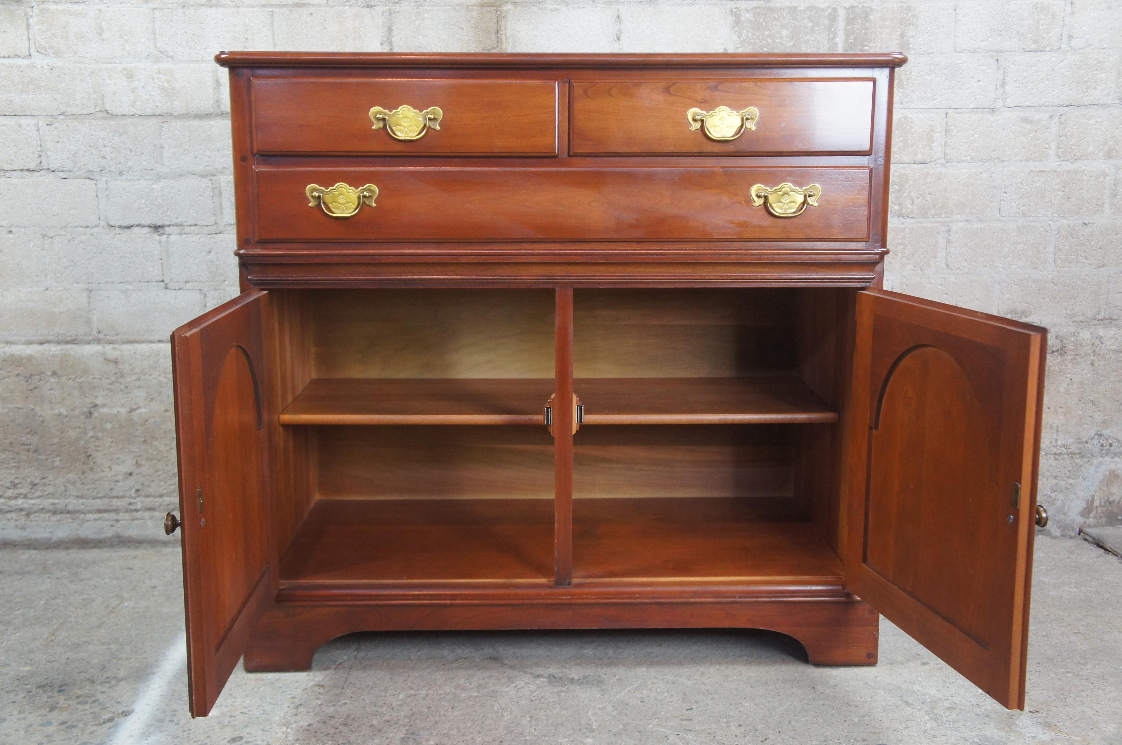Mid-20th Century Vintage Pennsylvania House Solid Cherry Traditional Buffet Server Sideboard
