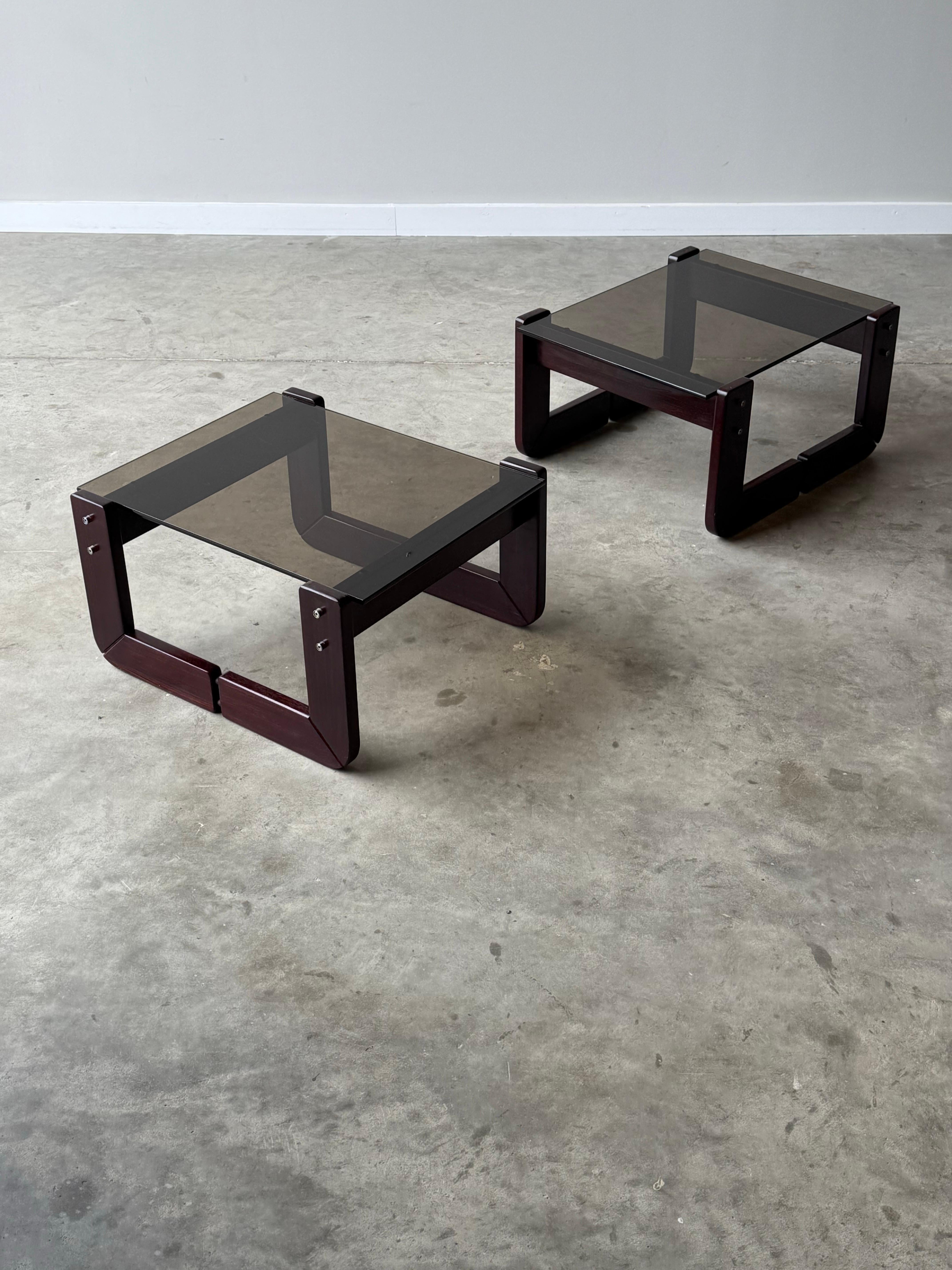 Pareja de mesas auxiliares vintage Percival Lafer Metal en venta
