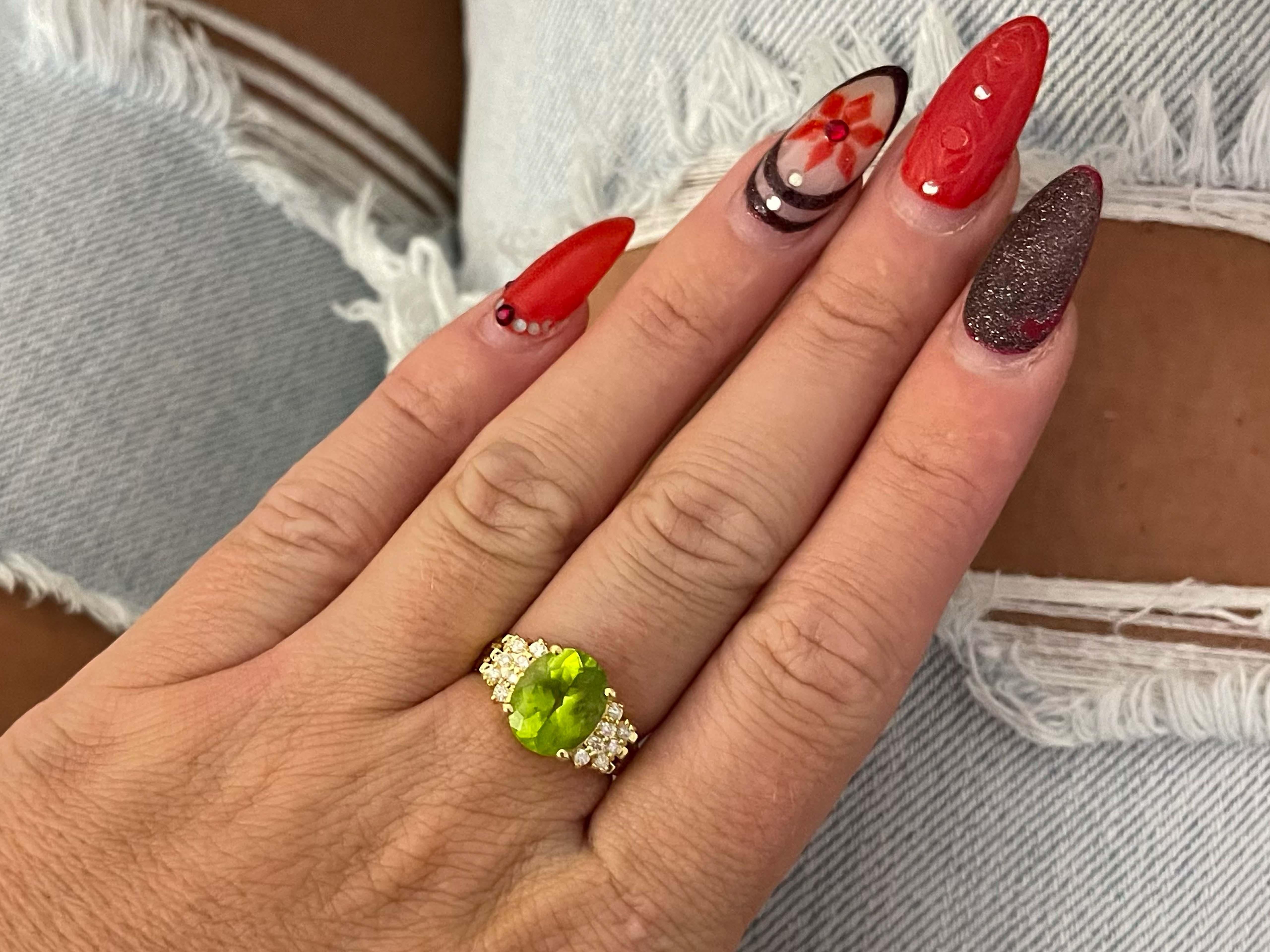 Item Specifications:

Style: Statement ring

Metal: 18k Yellow Gold

Ring Weight: 4.90 grams

Ring Size: 7

Ring Height: 10.86 mm

Gemstone Specifications:

Gemstone: Peridot

Topaz Measurements: 10.82 mm x 8.84 mm x 5.56

Topaz Carat Weight: ~3.36
