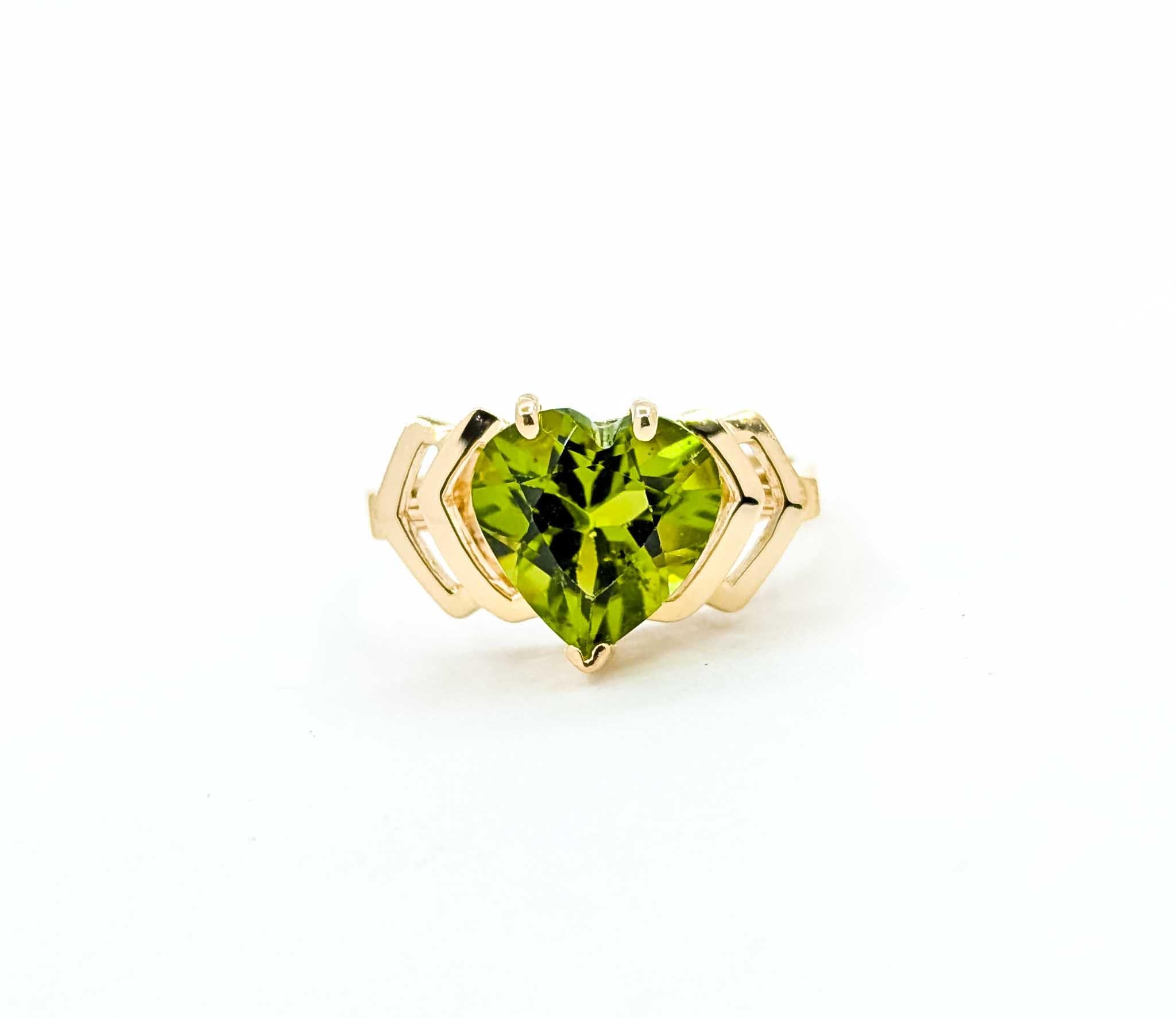 Anillo Elegancia Peridoto Vintage en Oro Amarillo de 14k en venta 4