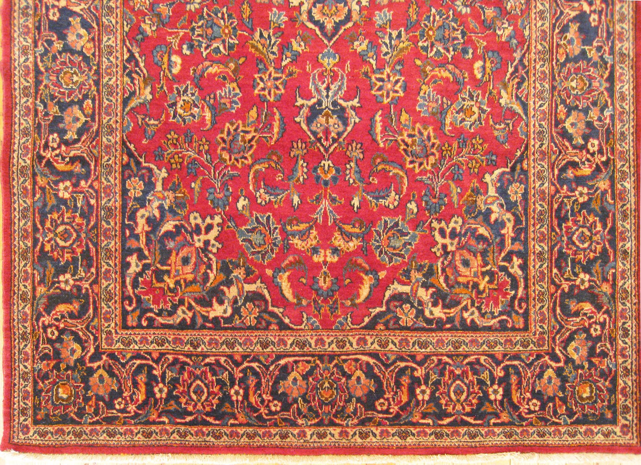 Hand-Knotted Vintage Perisan Decorative Oriental Kashan in Small Size For Sale