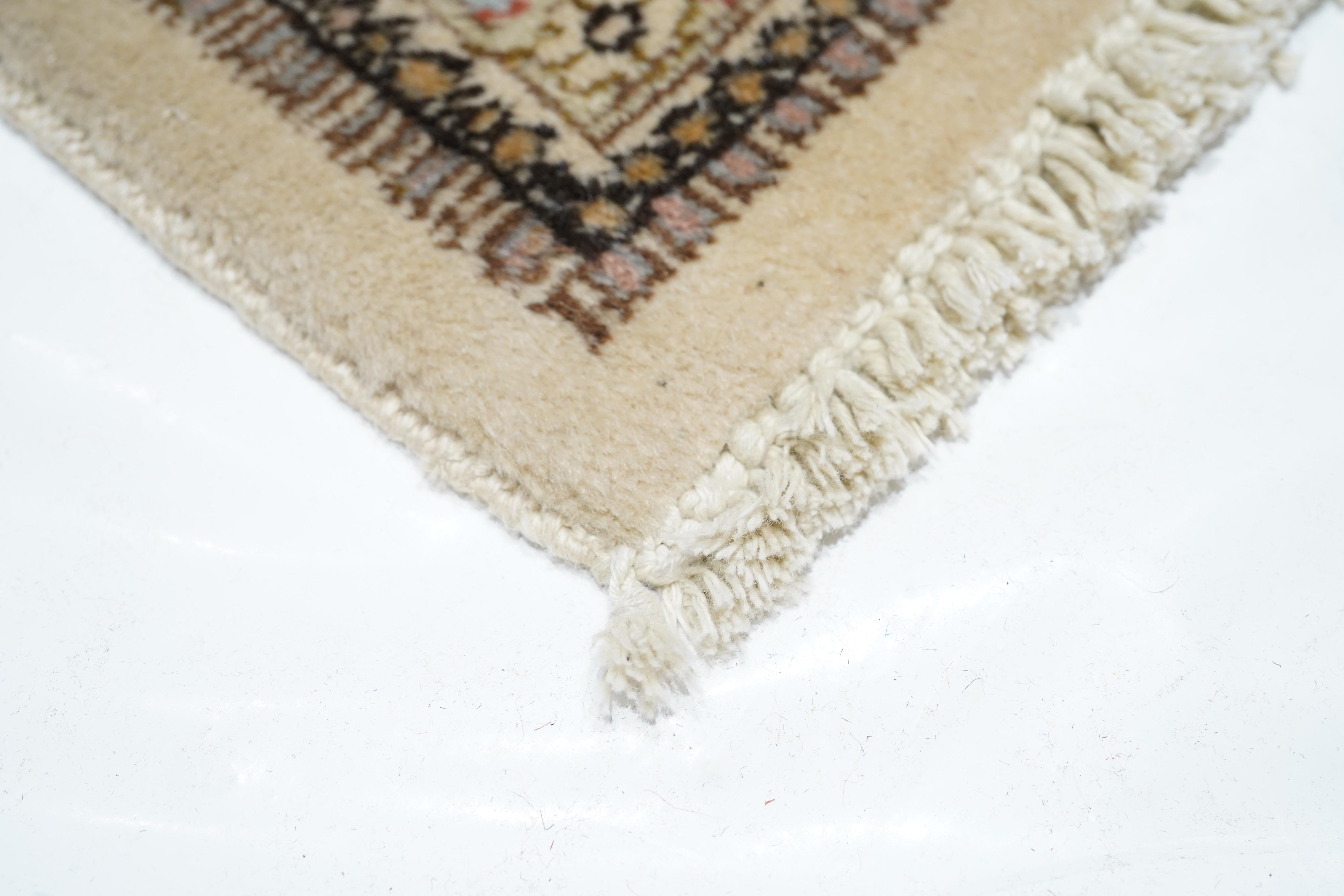 Vintage Persian Tabriz Rug 8'1'' x 10'1'' In Good Condition For Sale In New York, NY