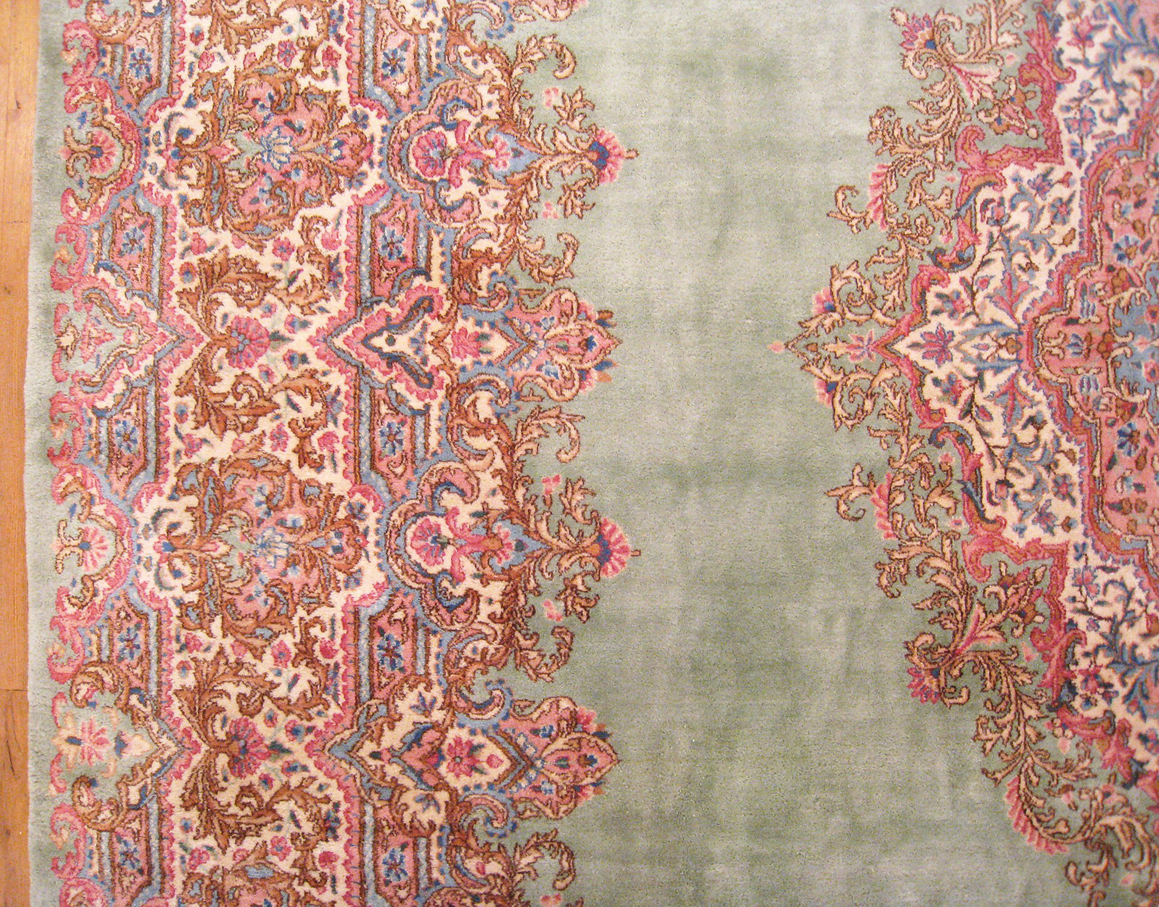Wool Vintage Persia Decorative Oriental Kerman Rug in Large Size For Sale