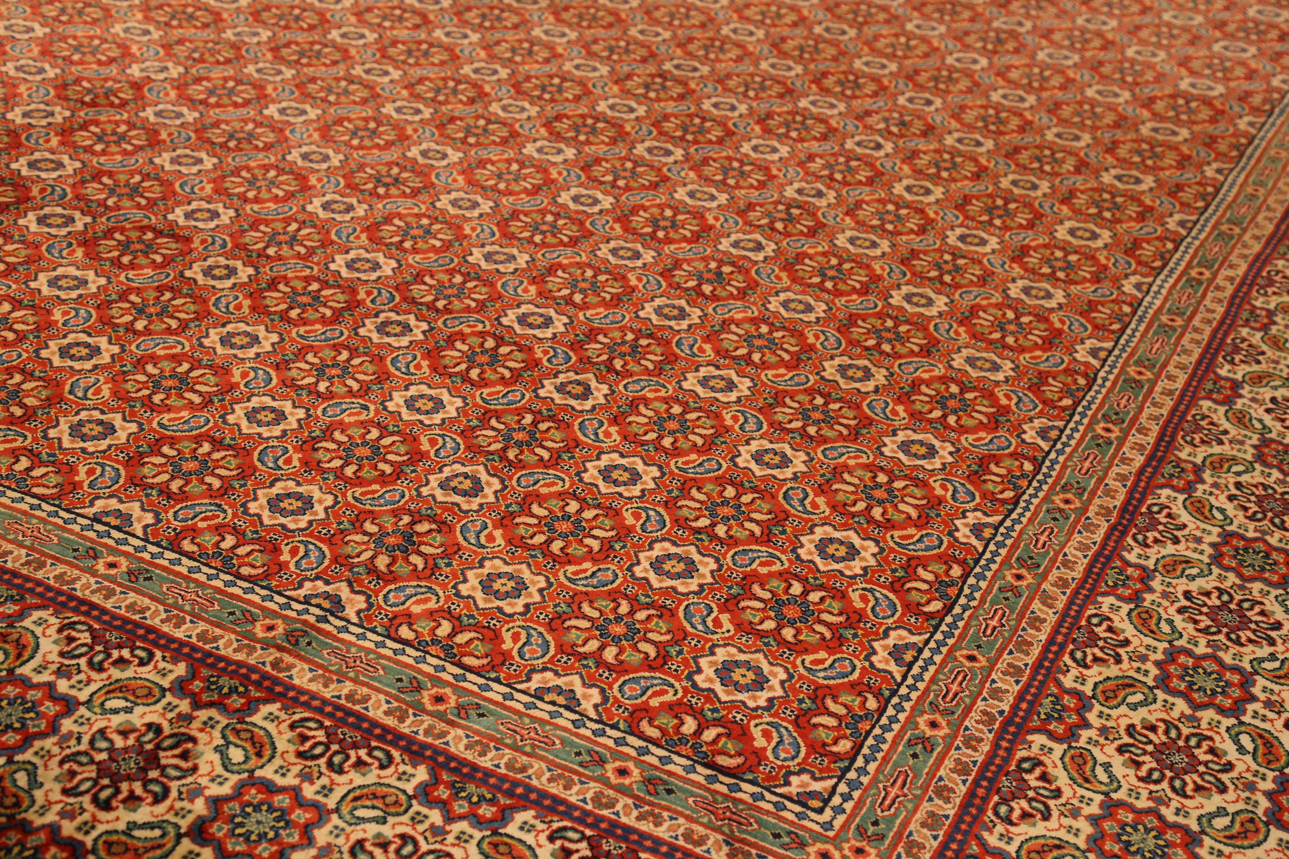 Sarouk Farahan Vintage Persian Area Rug Sarouk Design For Sale