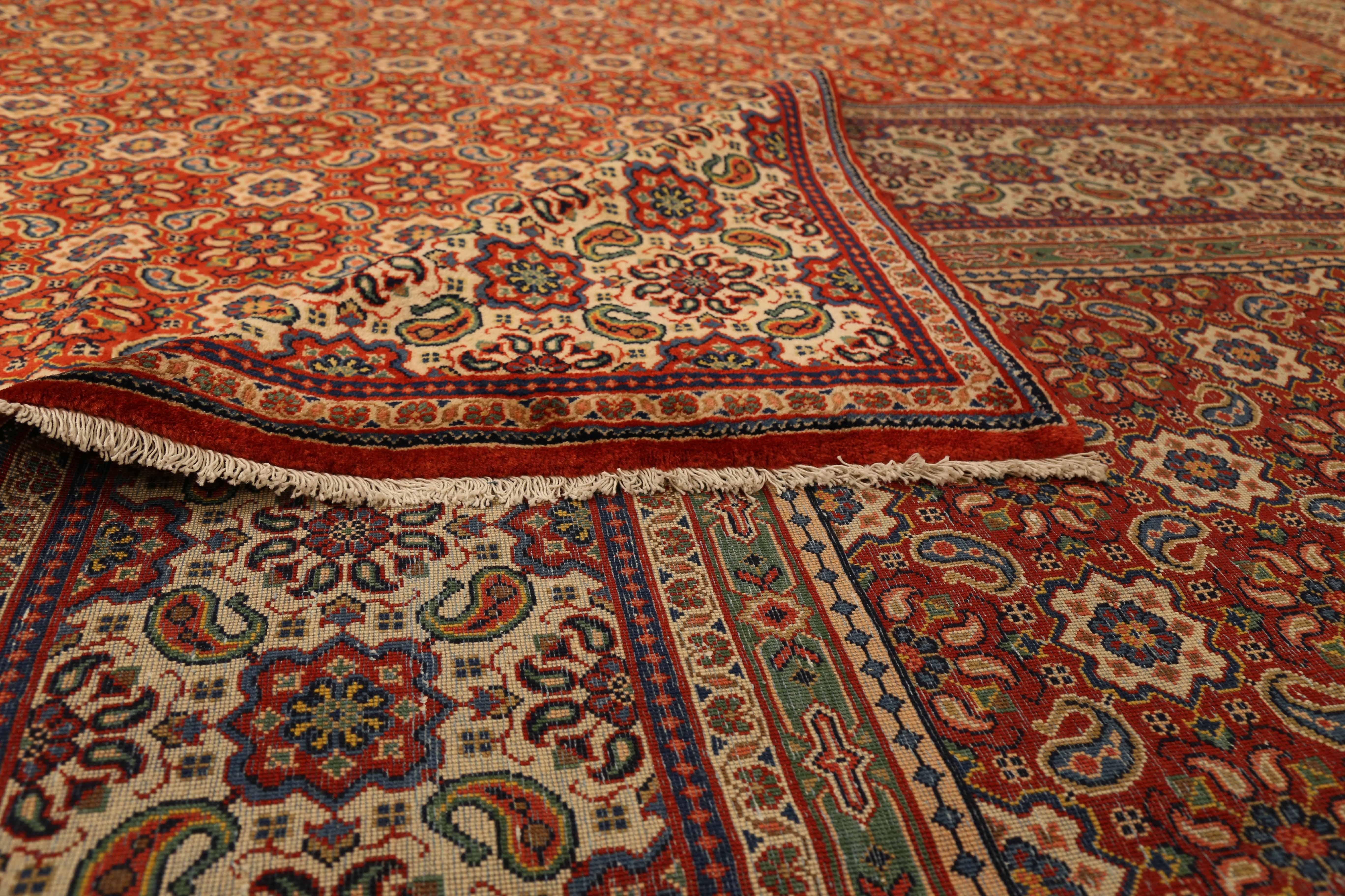 Hand-Woven Vintage Persian Area Rug Sarouk Design For Sale