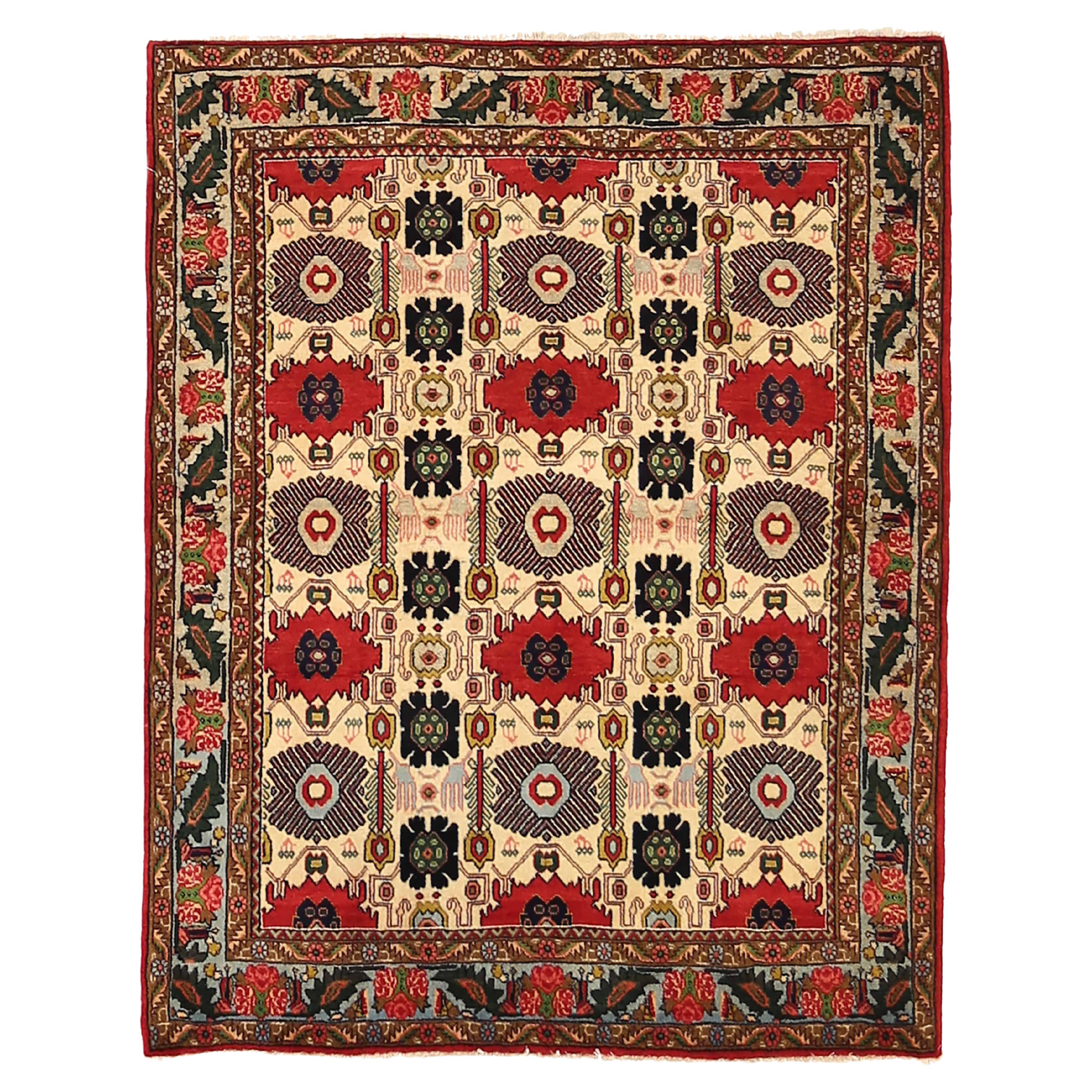 Vintage Persian Area Rug Sarouk Design