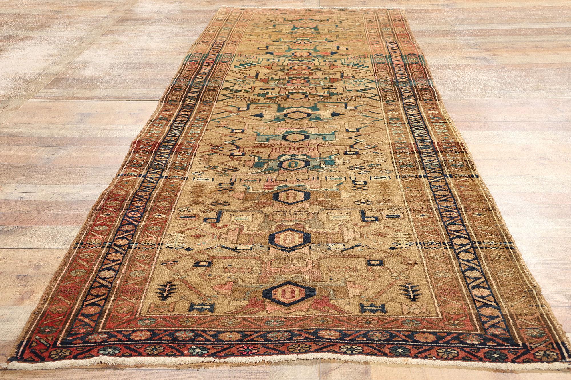 Vintage Persian Azerbaijan Carpet In Good Condition For Sale In Dallas, TX