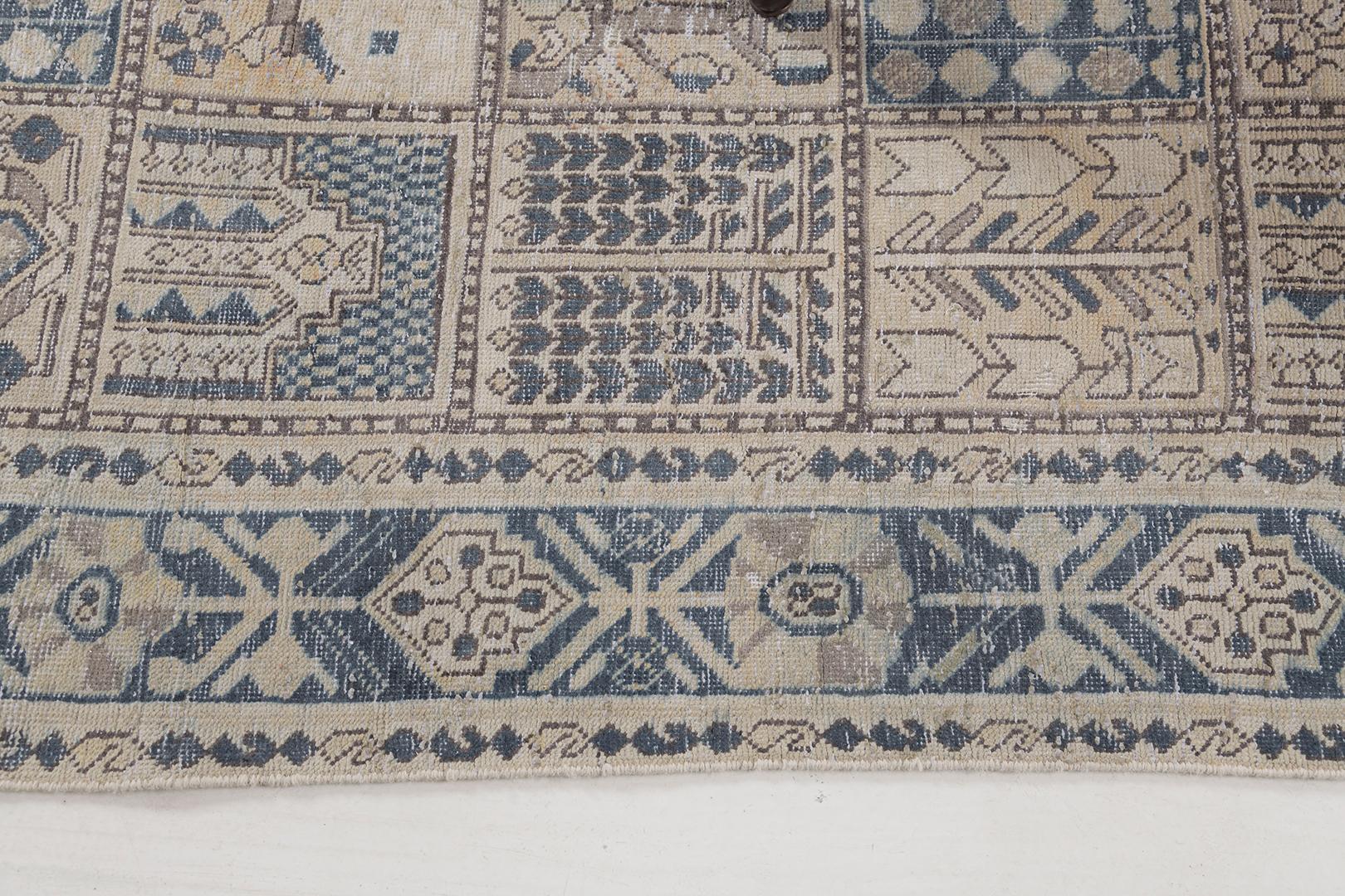 A stunning creation of this Bakhtiari Vintage Rug flexed its hand-spun wool for durability and individuality. Calming blue schemes are featured that will match your traditional interiors. Aside from its aesthetic value, it is also perfect for your