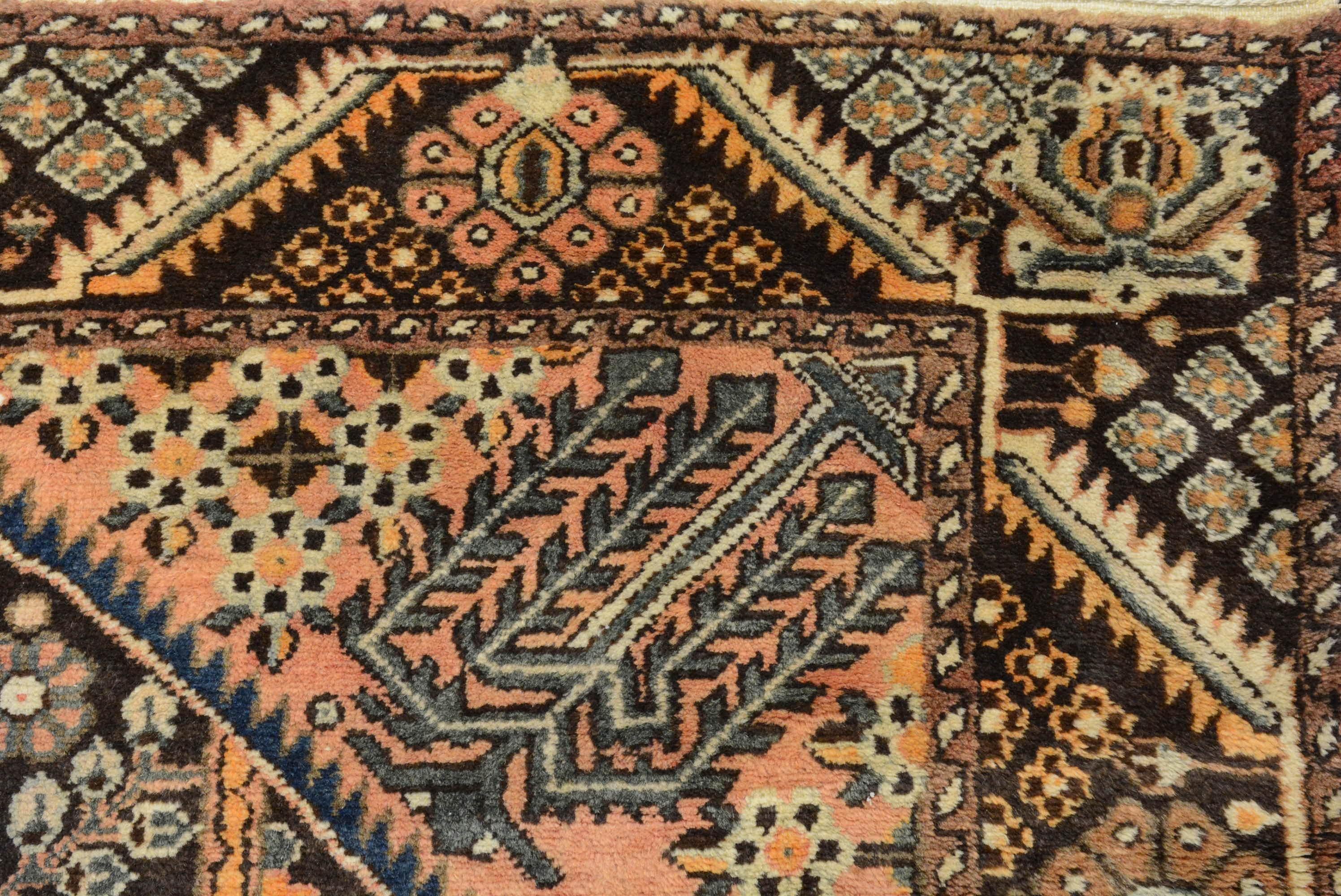 Altpersischer Bachtiari-Teppich im Angebot 1