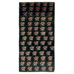 Vintage Persian Bakhtiari Rug Vintage Persian Bakhtiari Rug